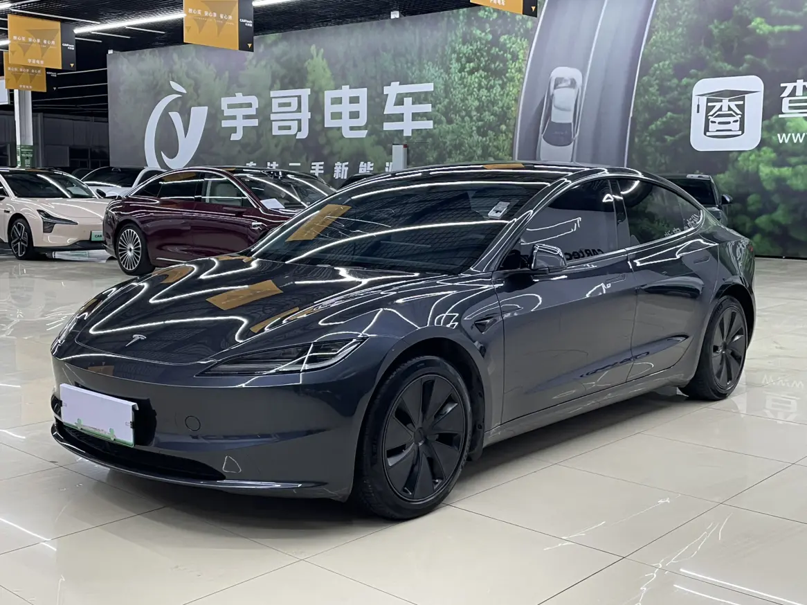 Tesla Model 3  из Китая