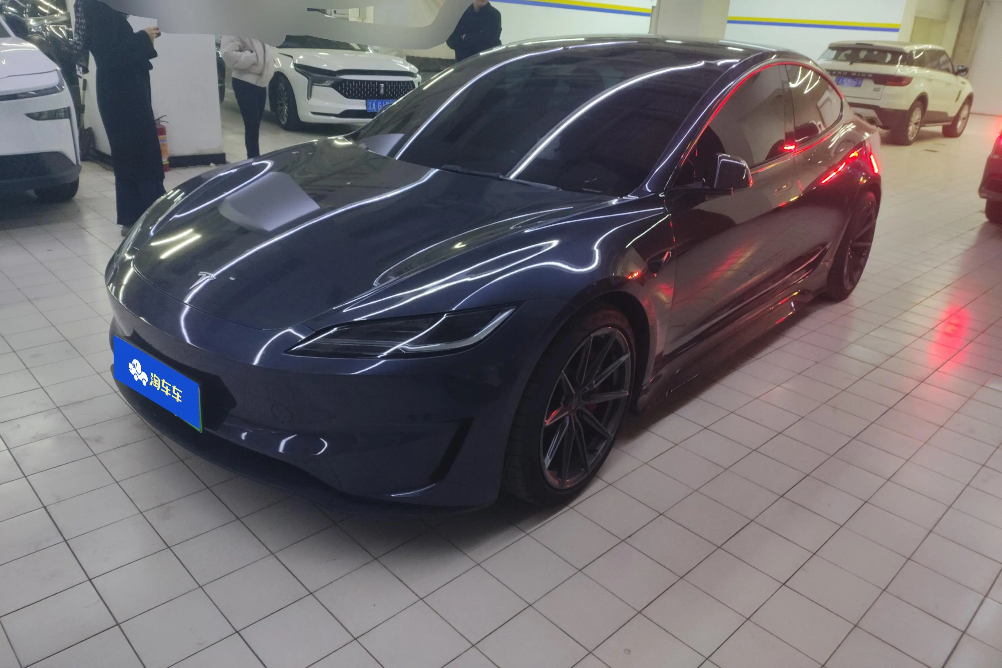 Tesla Model 3  из Китая