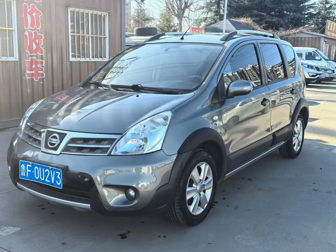 Nissan Li Wei  из Китая