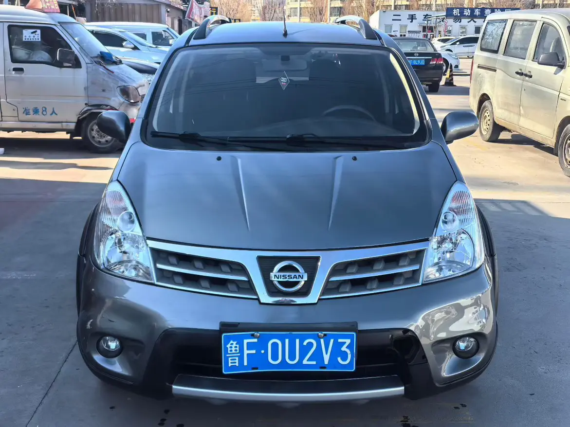 Nissan Li Wei  из Китая