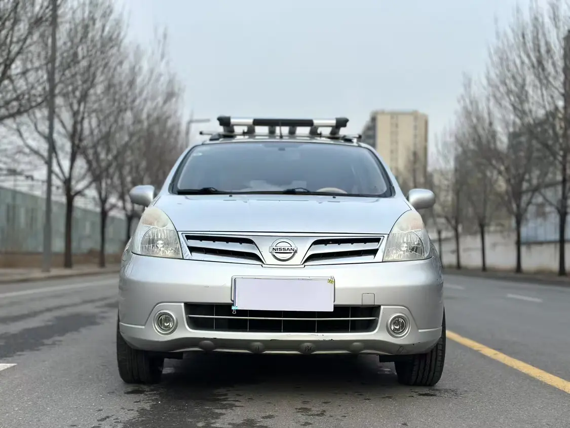 Nissan Li Wei  из Китая
