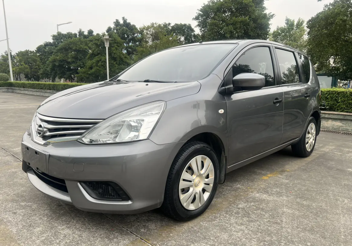 Nissan Li Wei  из Китая