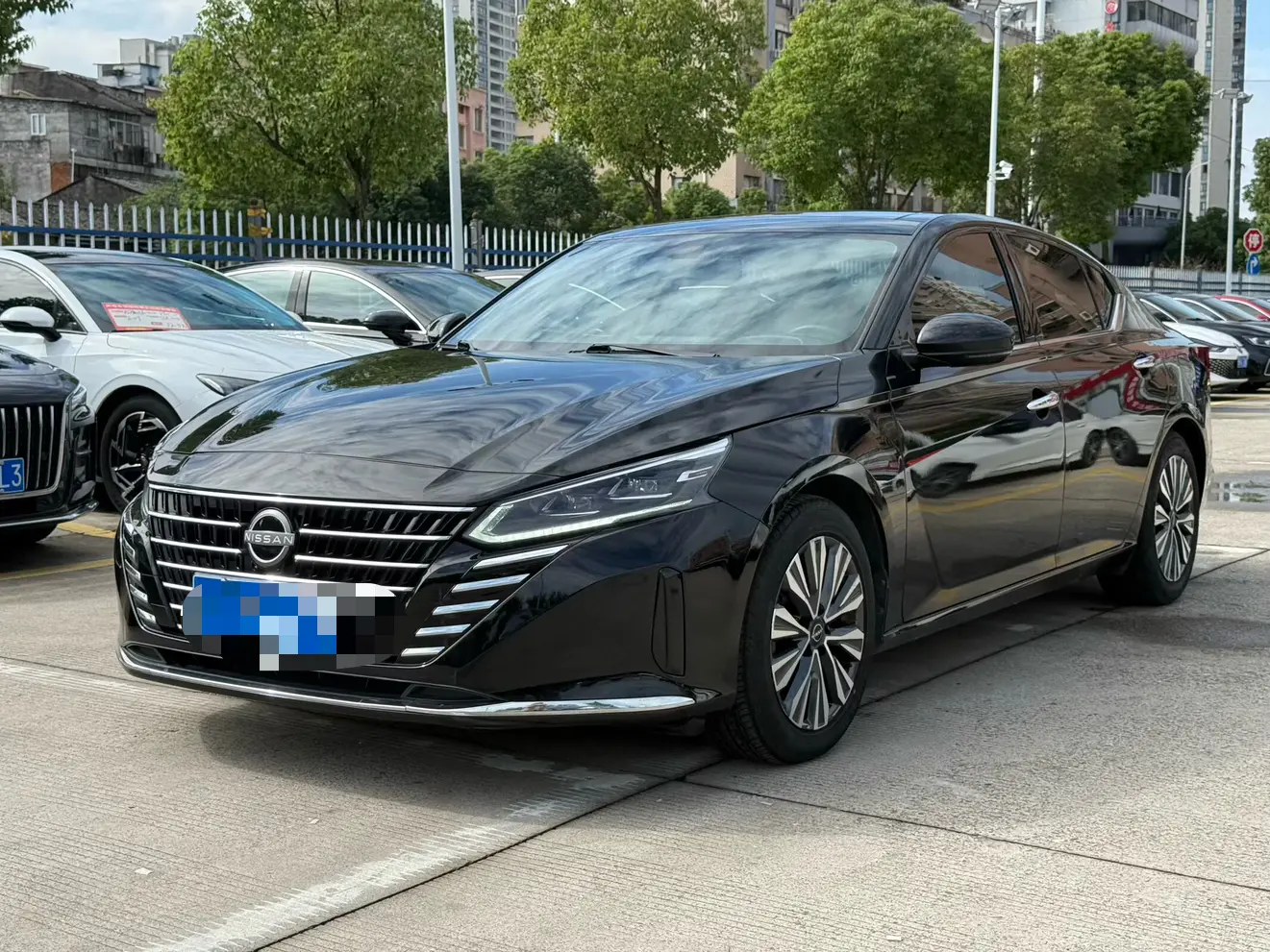 Nissan Altima