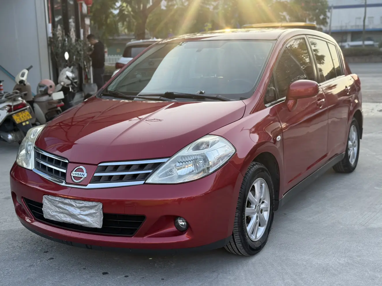 Nissan Tiida