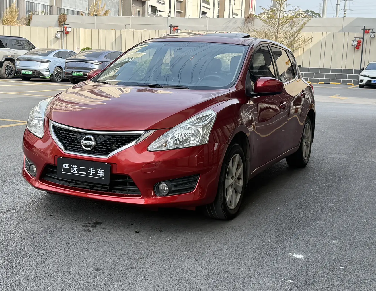 Nissan Tiida  из Китая