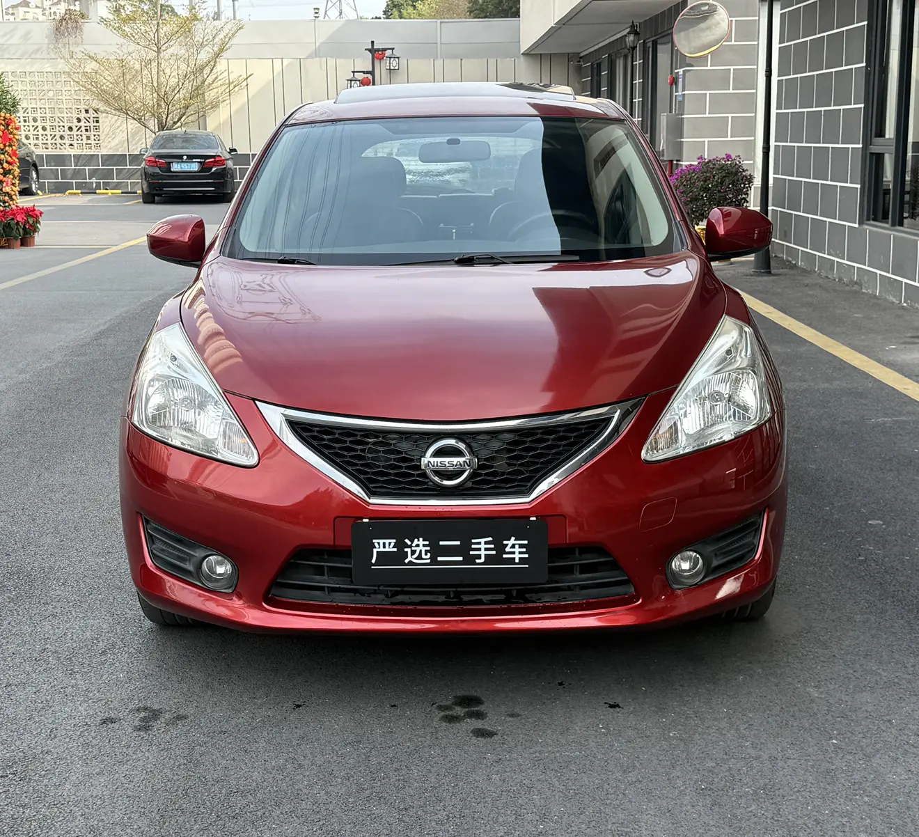 Nissan Tiida  из Китая