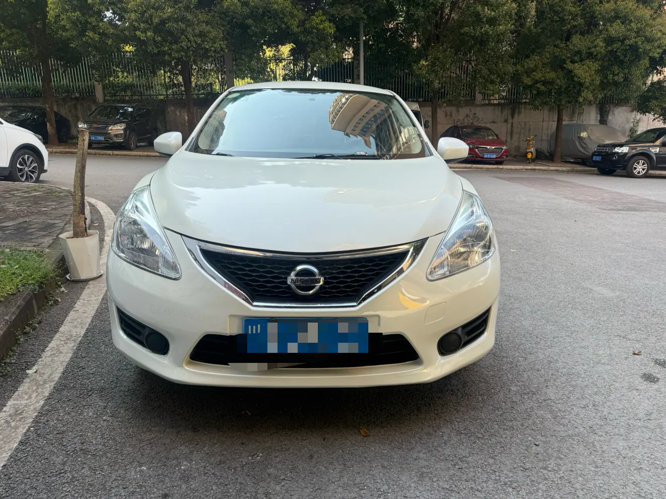 Nissan Tiida  из Китая