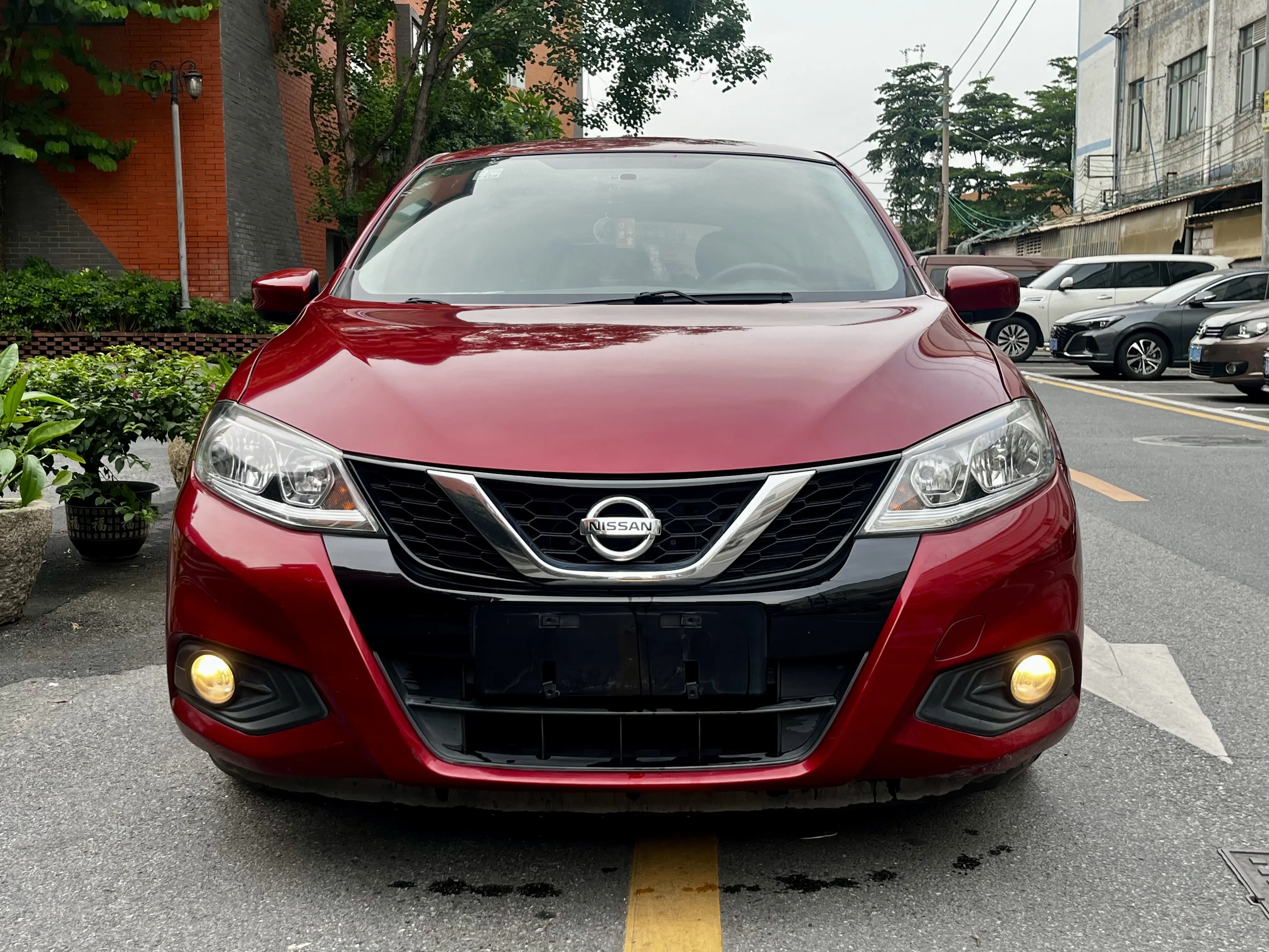 Nissan Tiida  из Китая