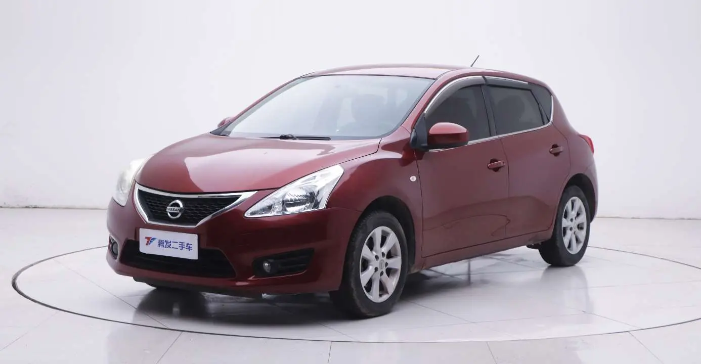 Nissan Tiida  из Китая