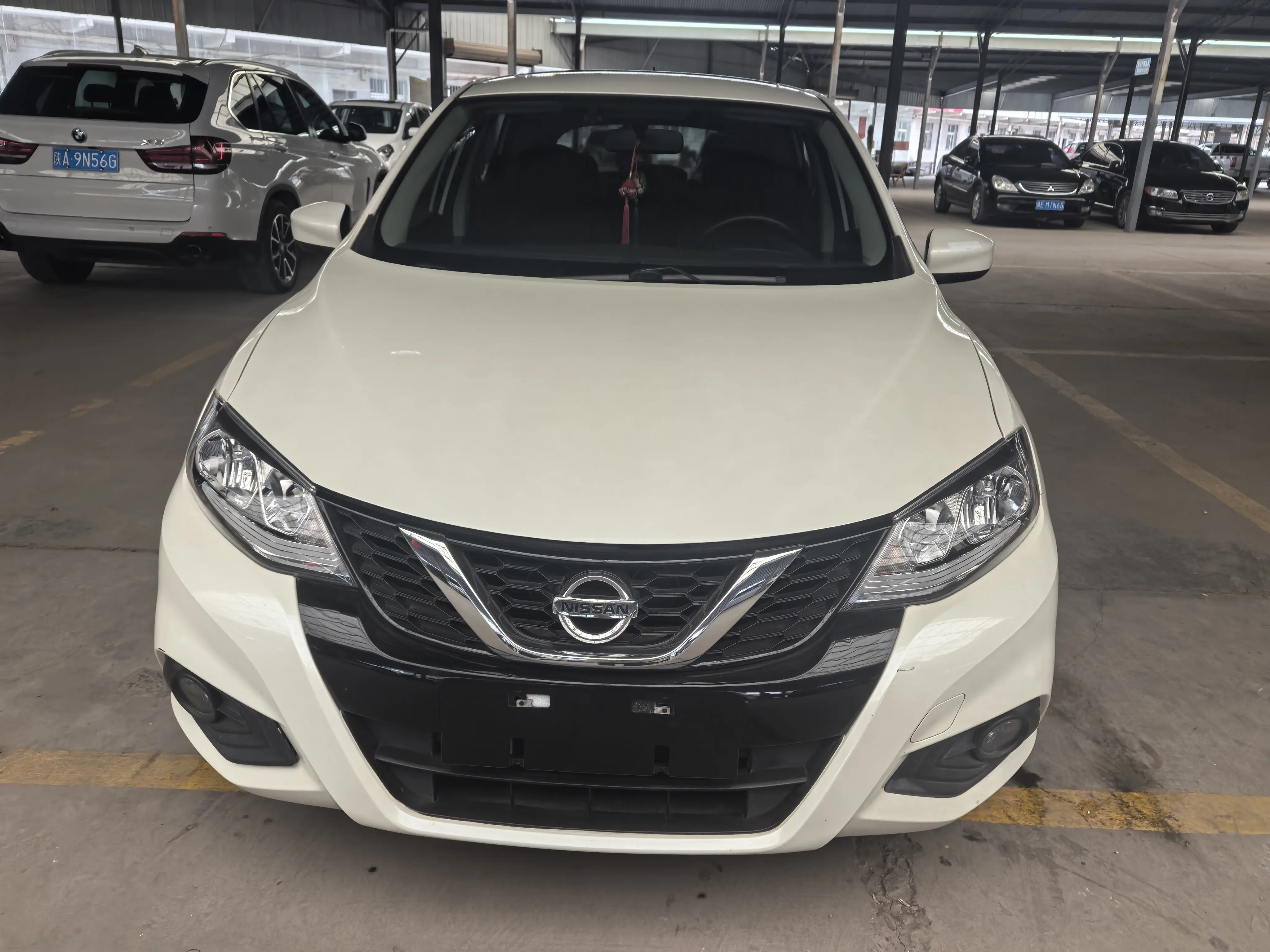 Nissan Tiida  из Китая