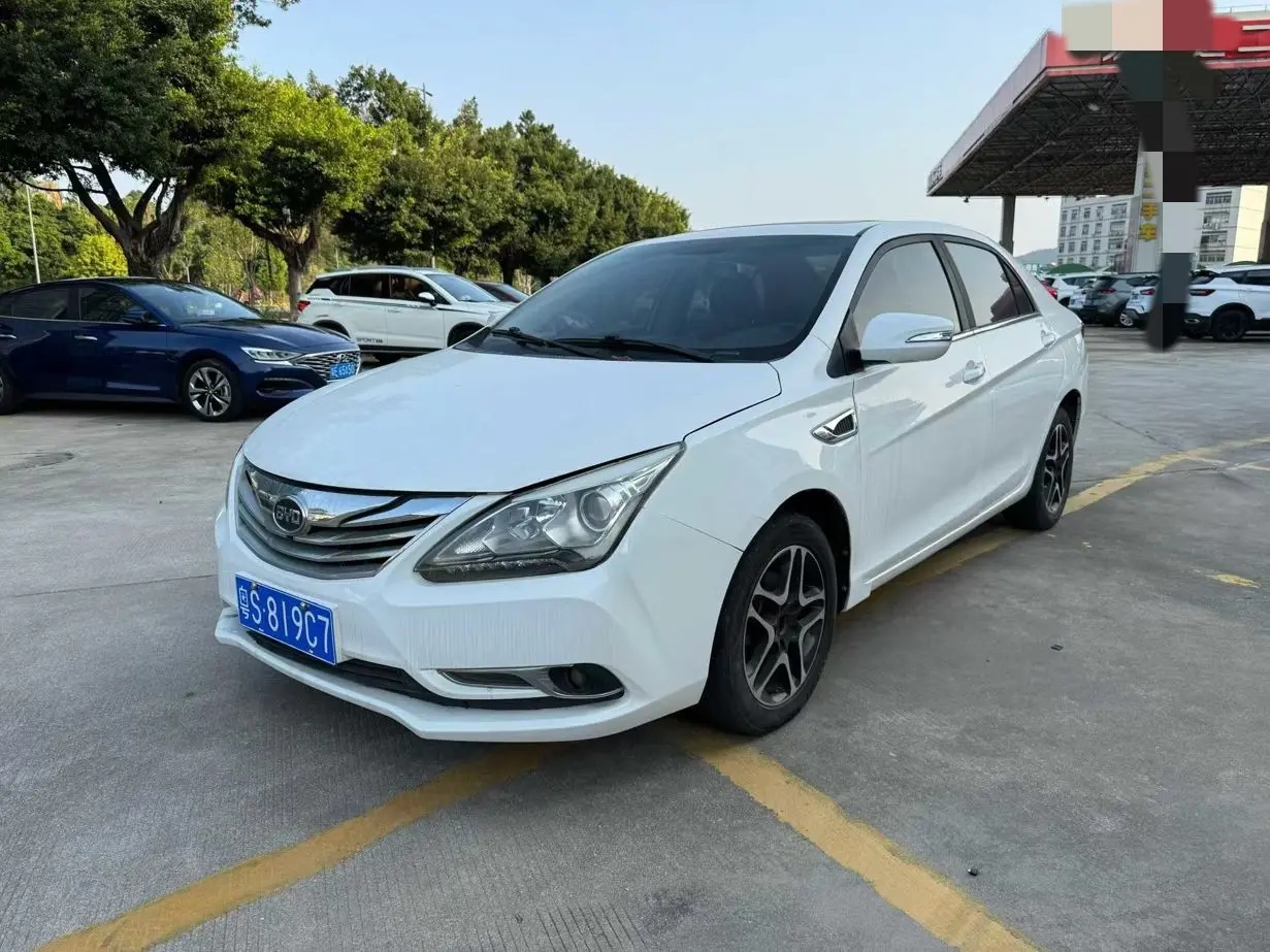BYD G5