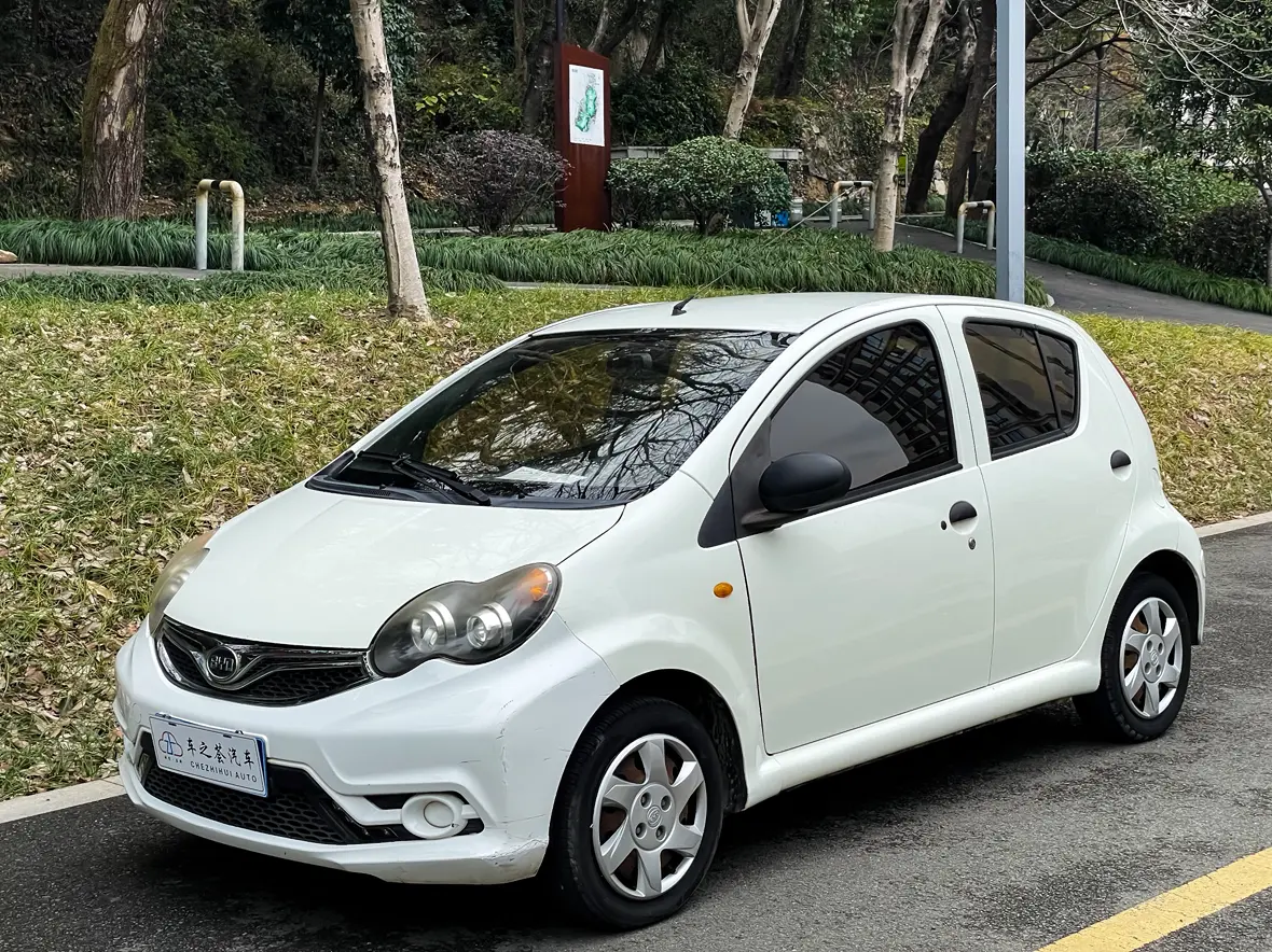 BYD F0