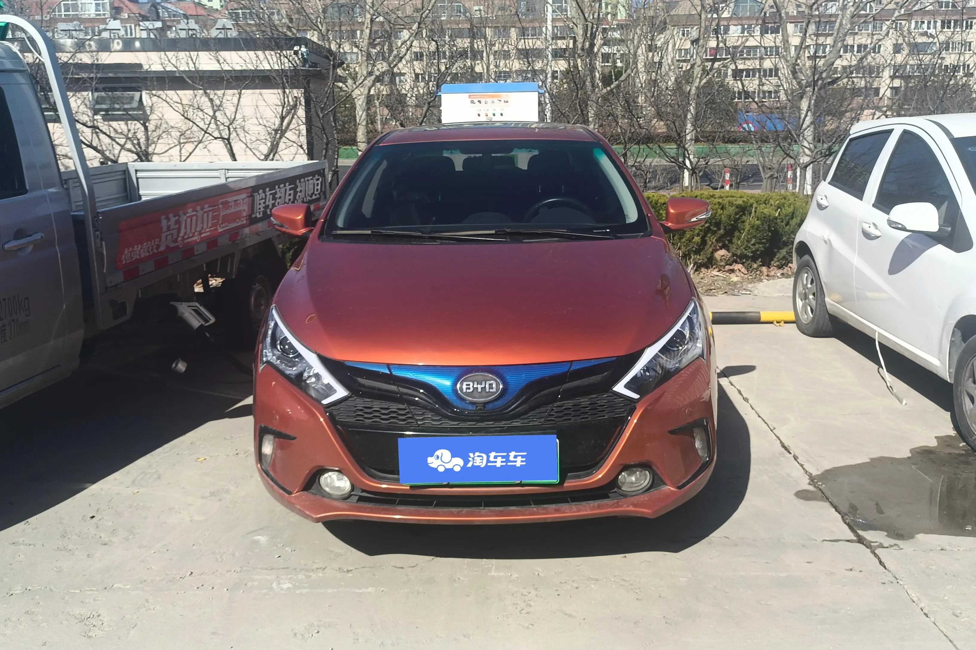 BYD QinEV  из Китая
