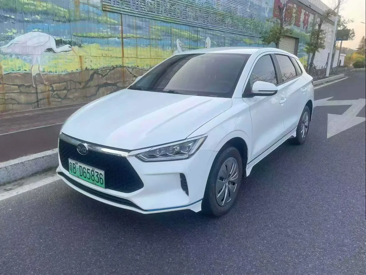 BYD e2  из Китая