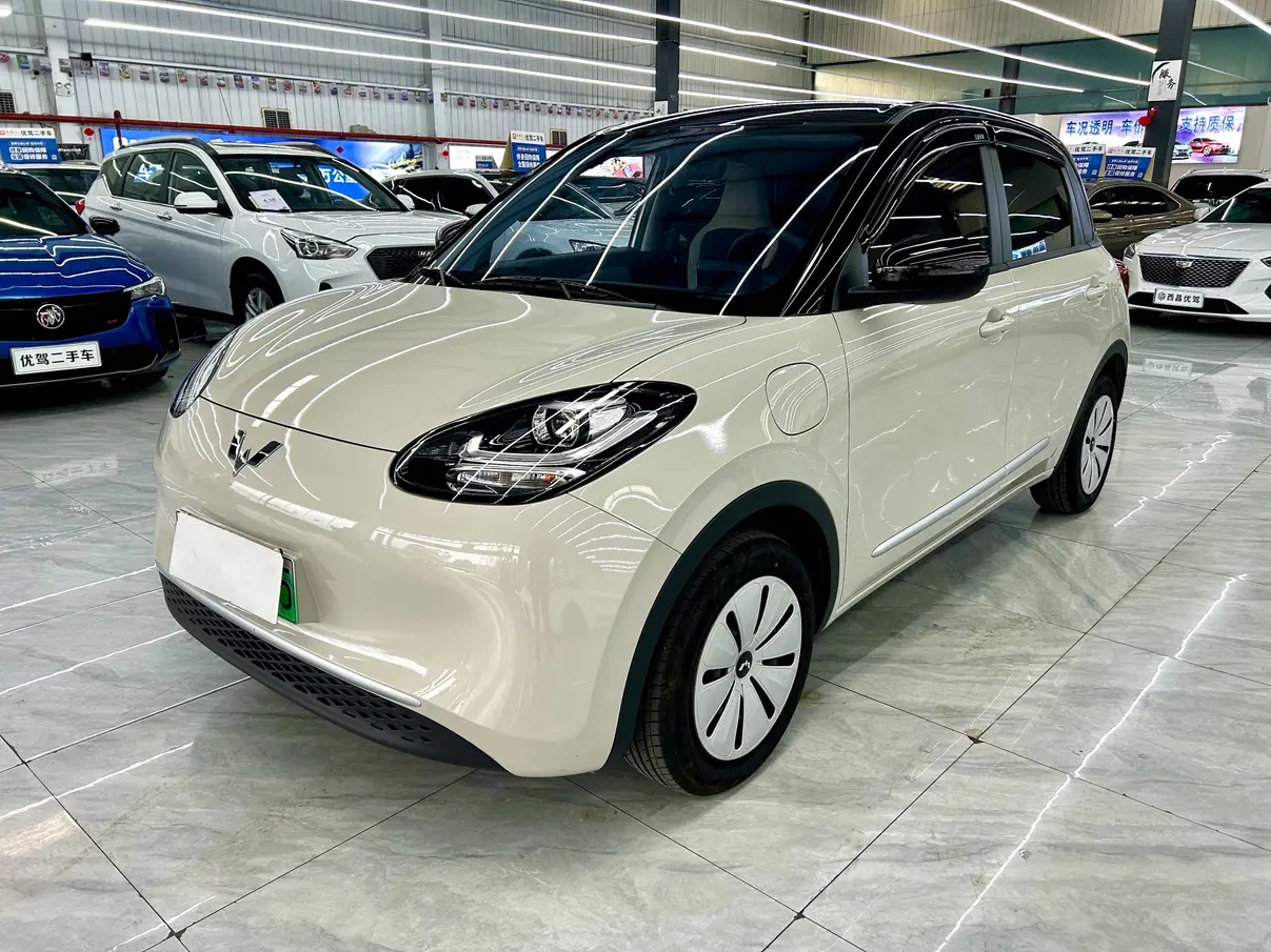 Wuling Bingo  из Китая