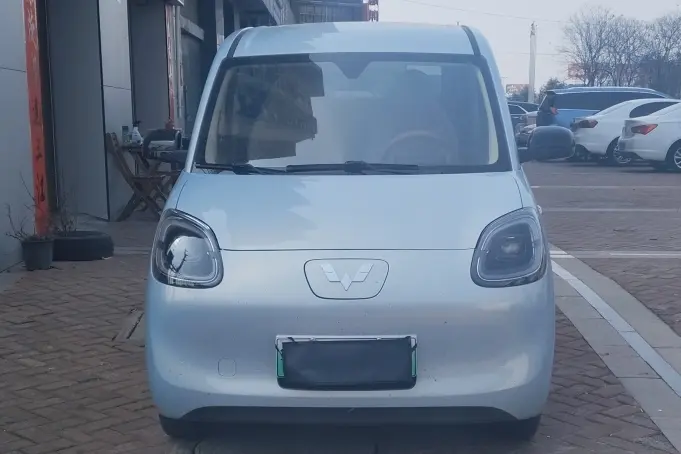 Wuling Hongguang MINIEV  из Китая