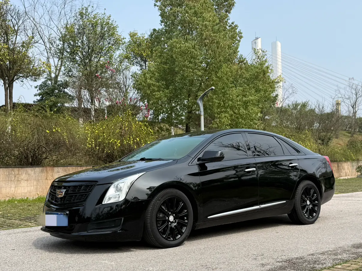 Cadillac XTS