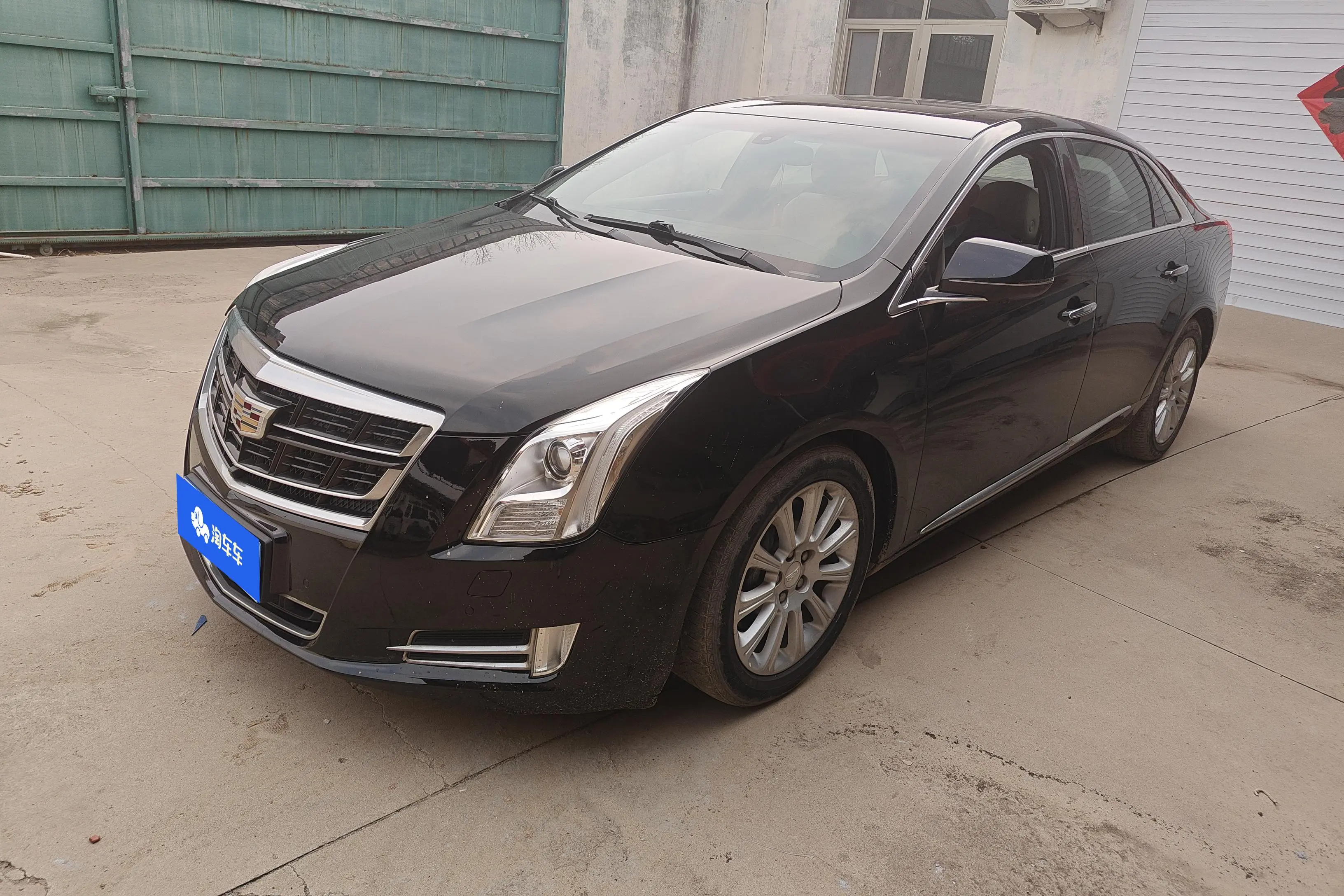 Cadillac XTS