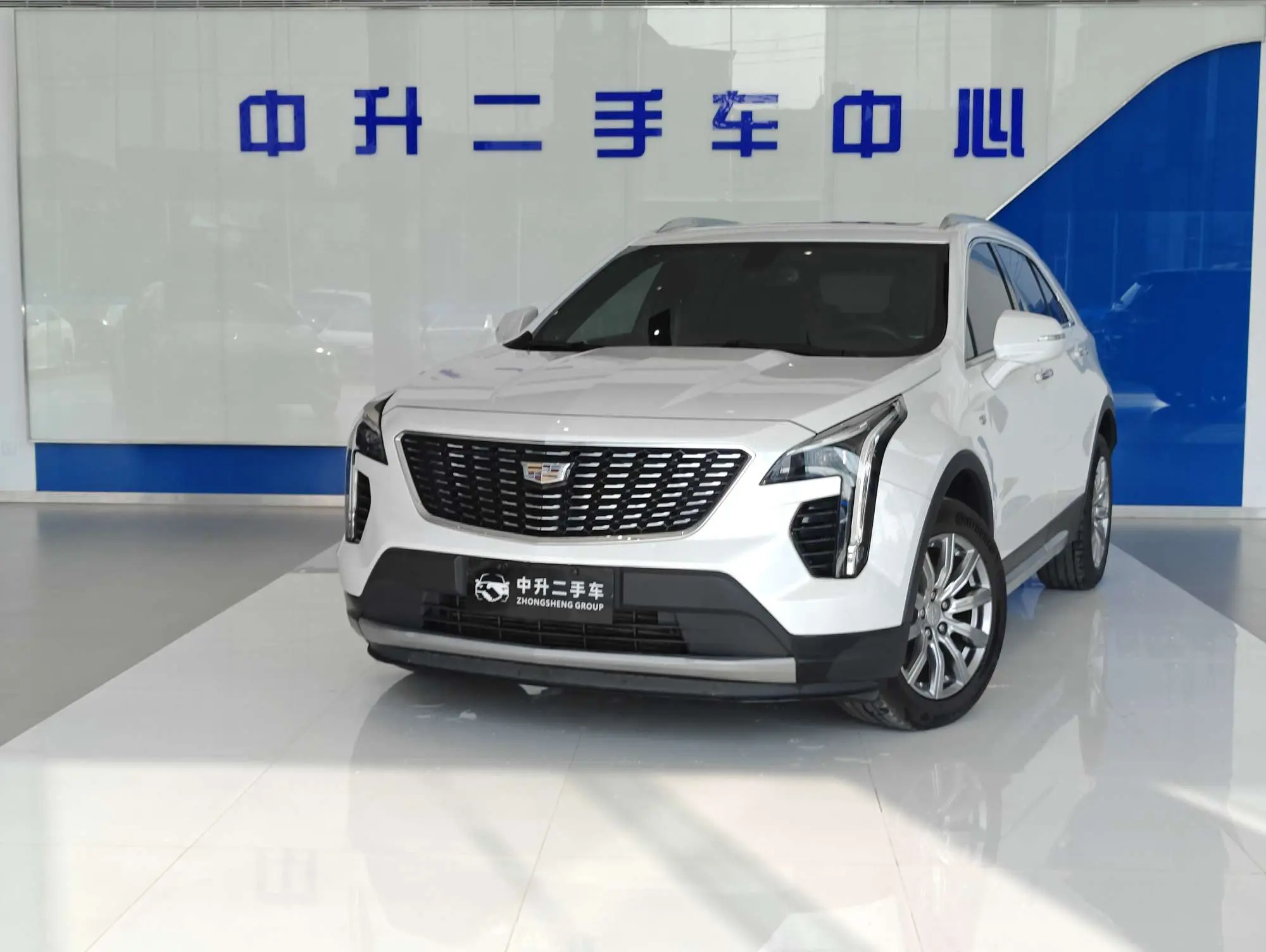 Cadillac XT4  из Китая