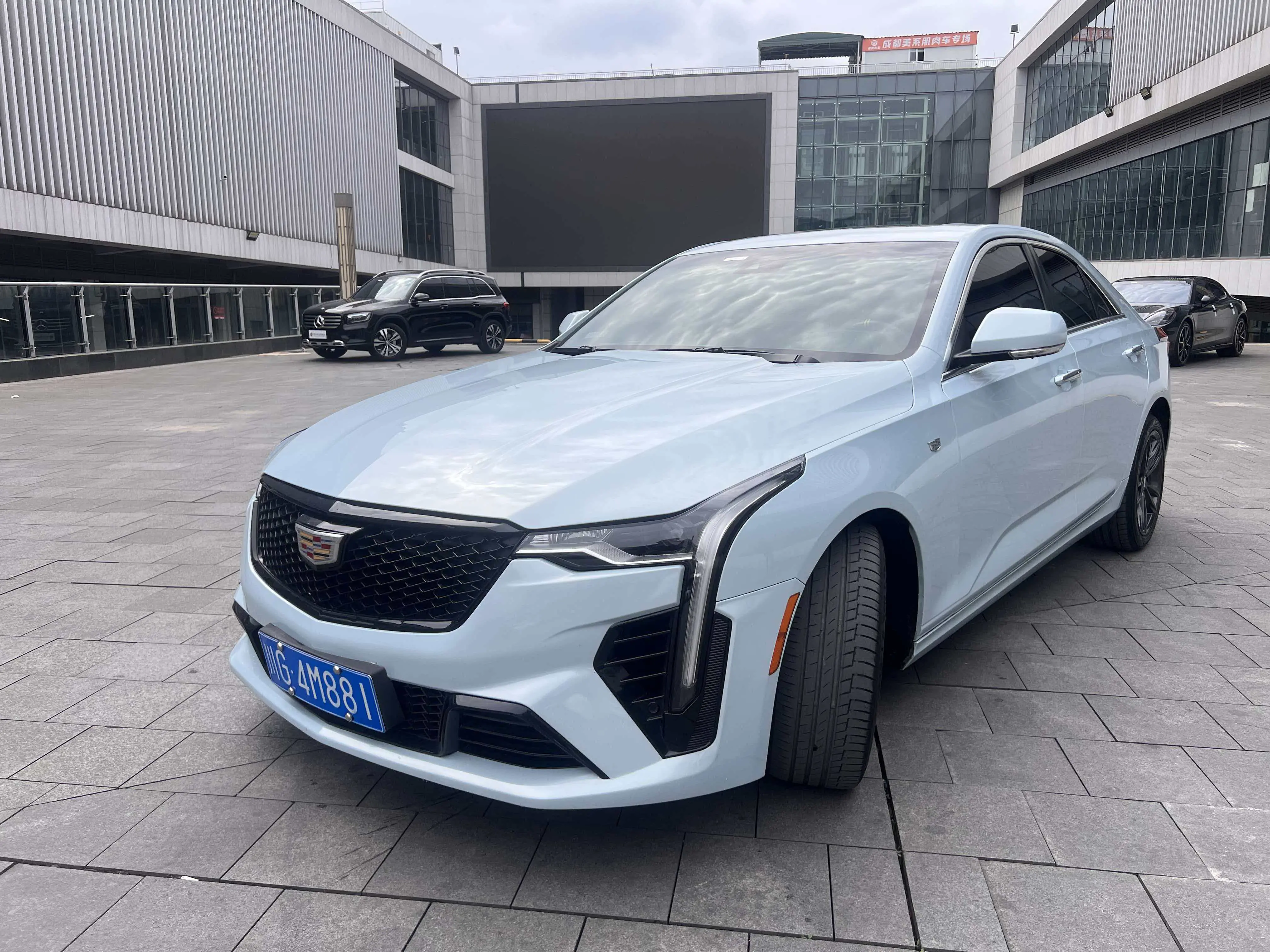 Cadillac CT4