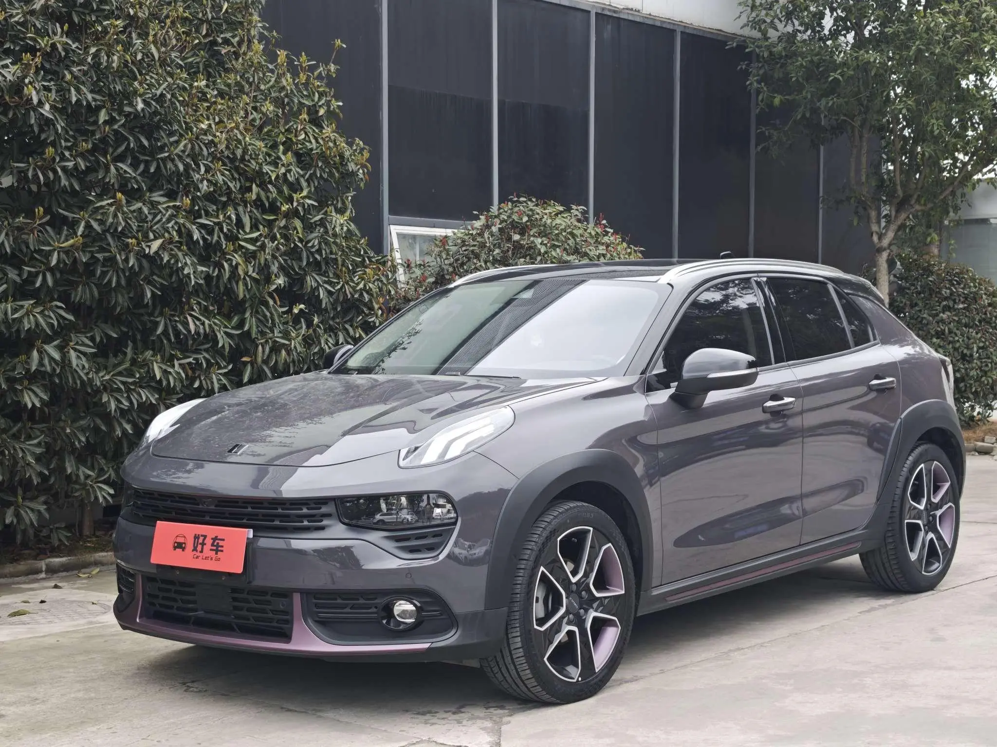 Lynk & Co 02