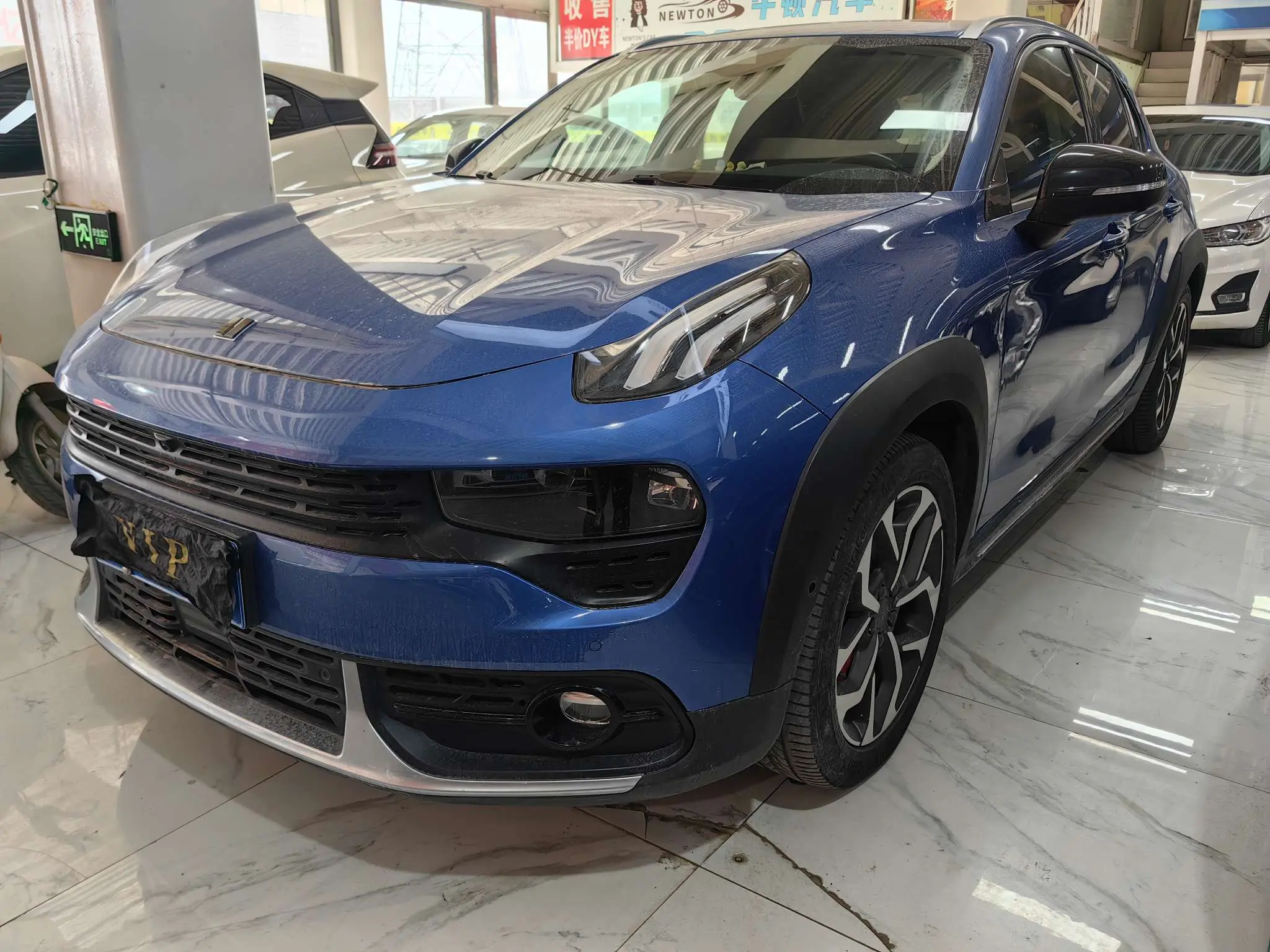 Lynk & Co 02