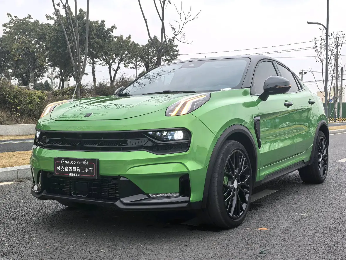 Lynk & Co 05