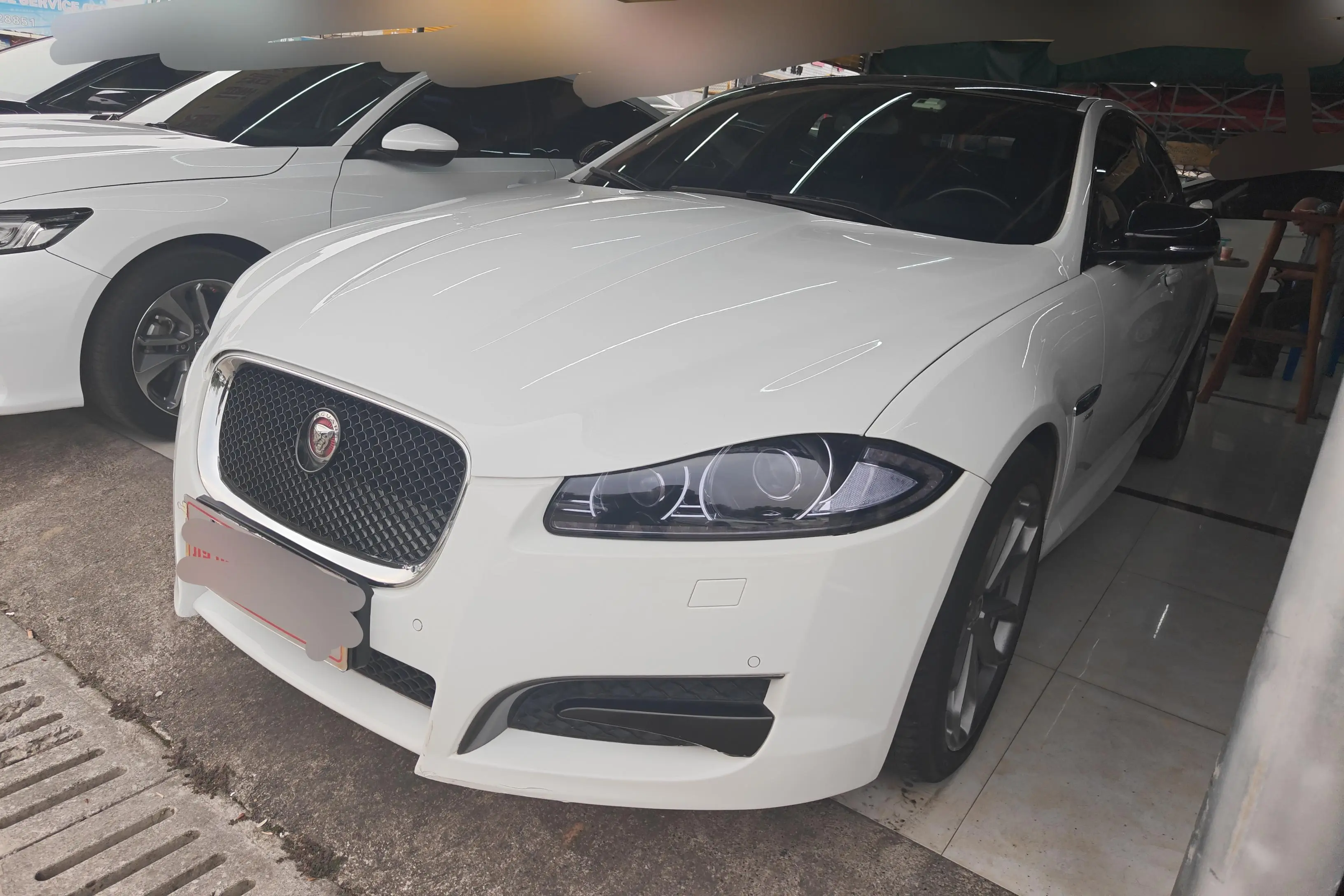 Jaguar XF
