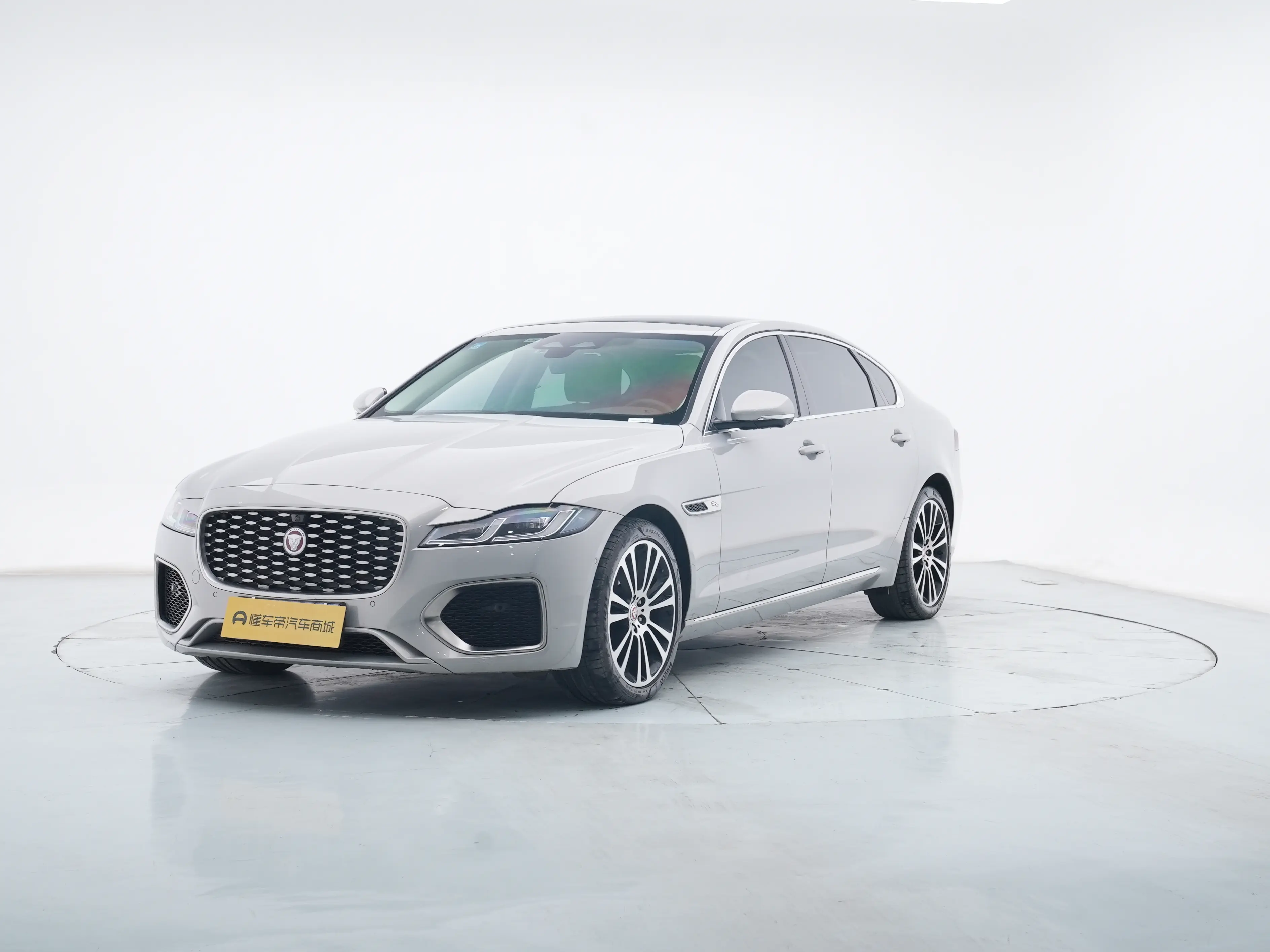 Jaguar XFL
