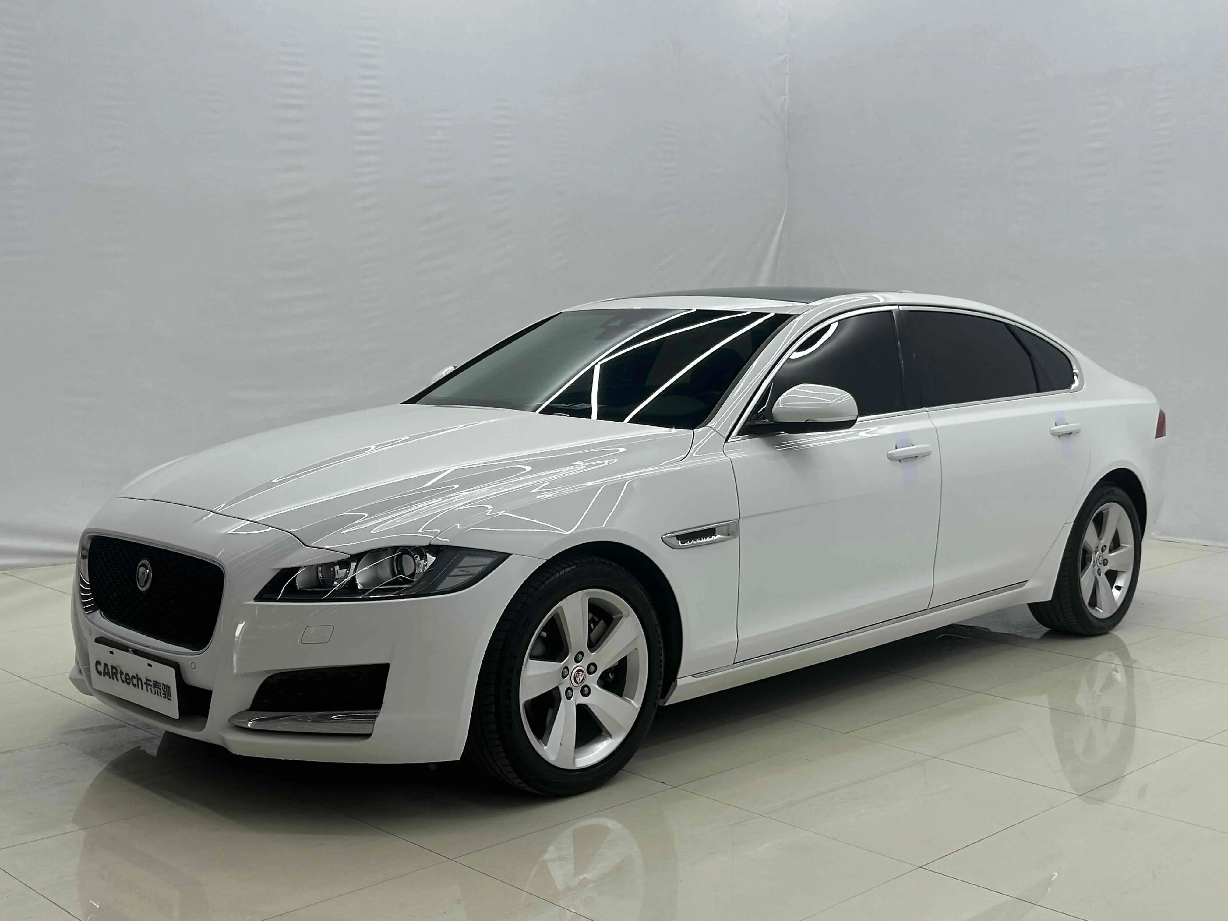 Jaguar XFL