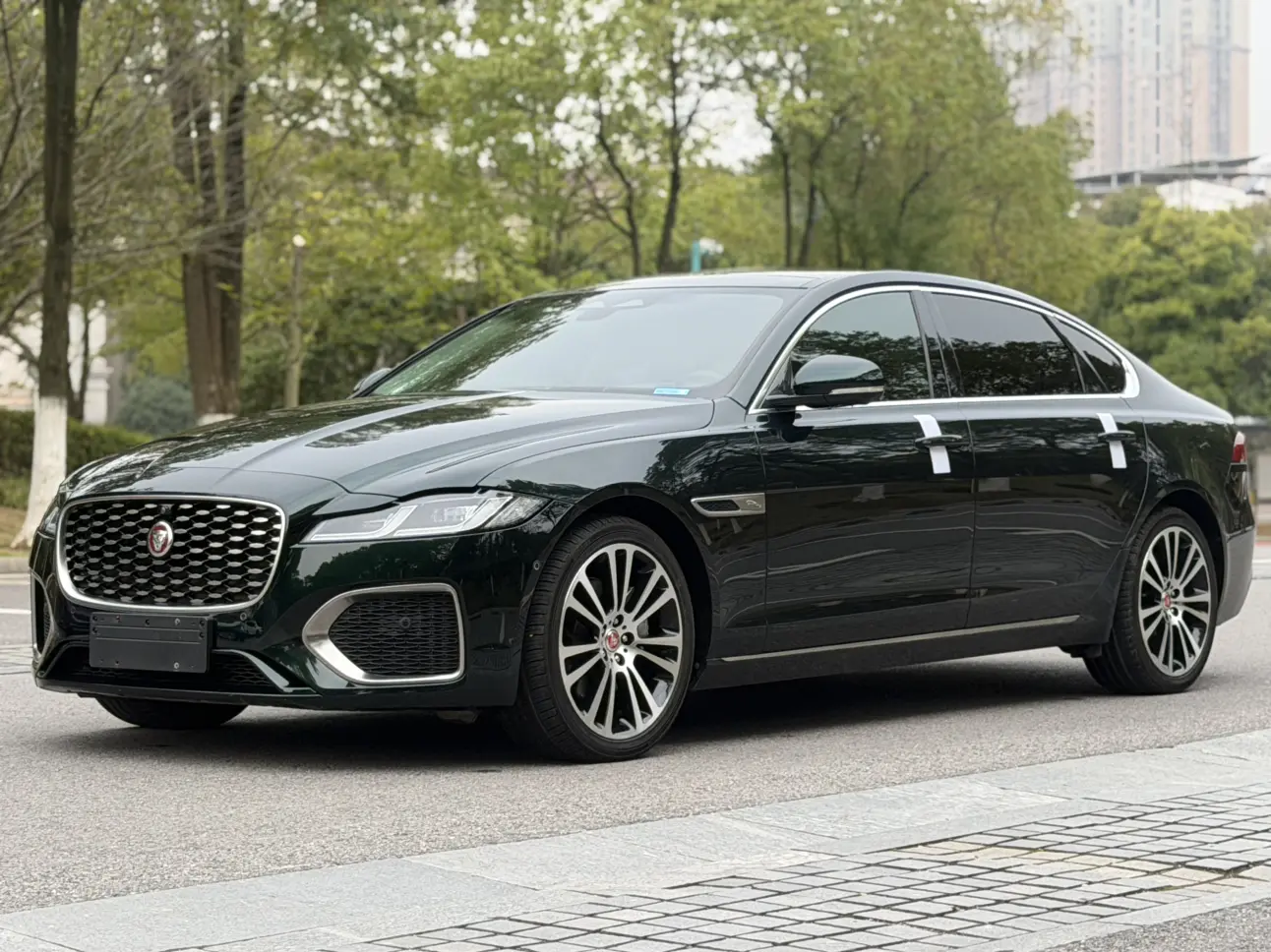 Jaguar XFL
