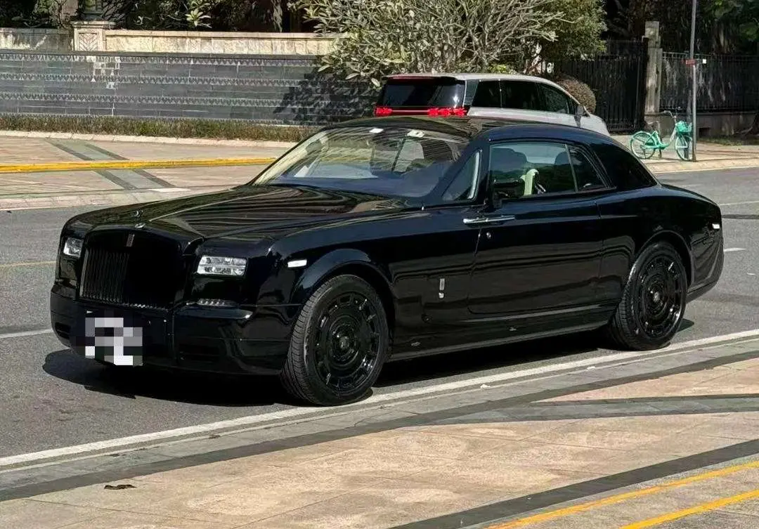 Rolls Royce Phantom
