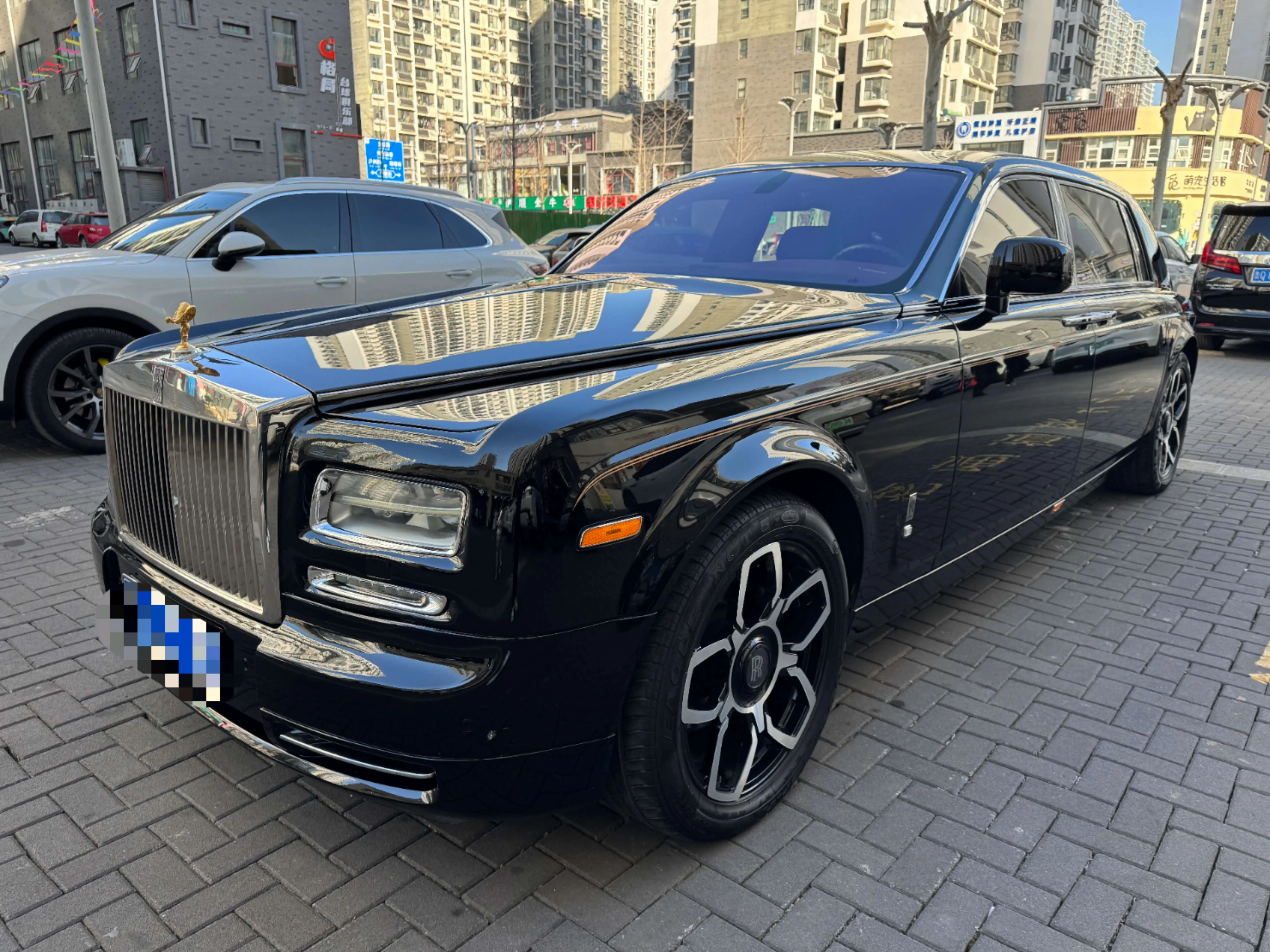 Rolls Royce Phantom