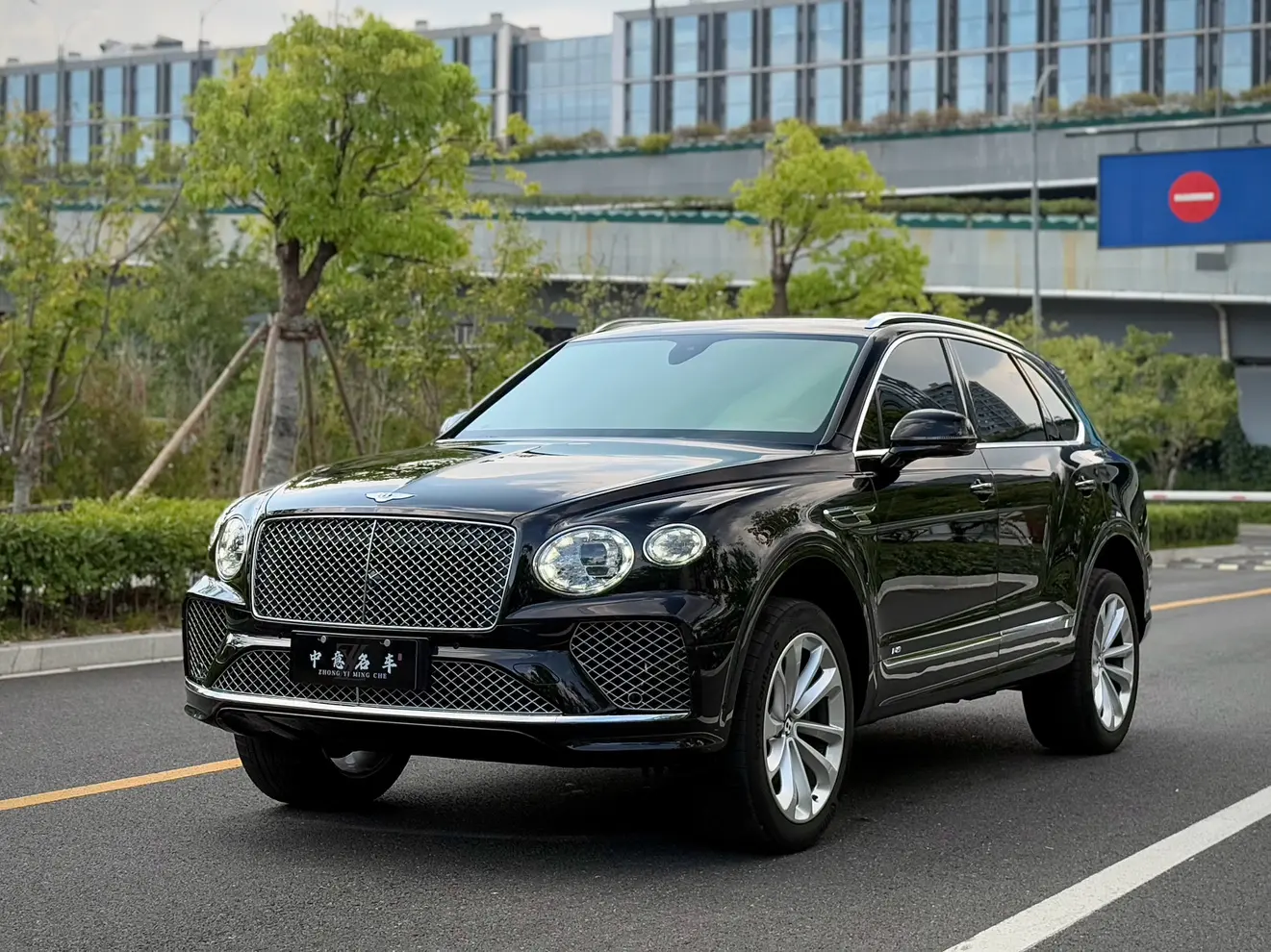 Bentley Bentayga  из Китая