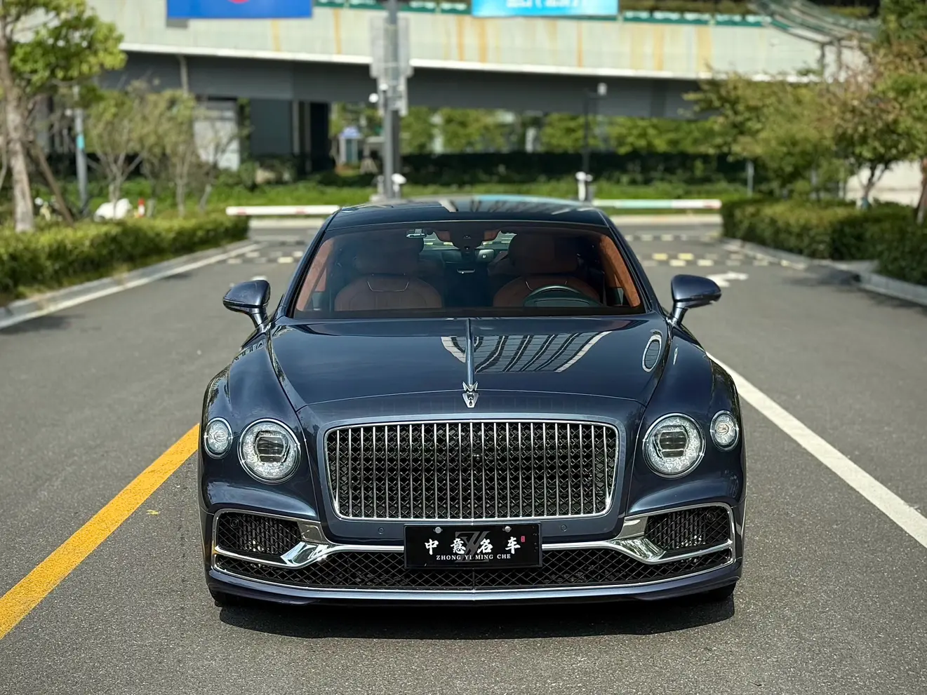 Bentley Galloping  из Китая