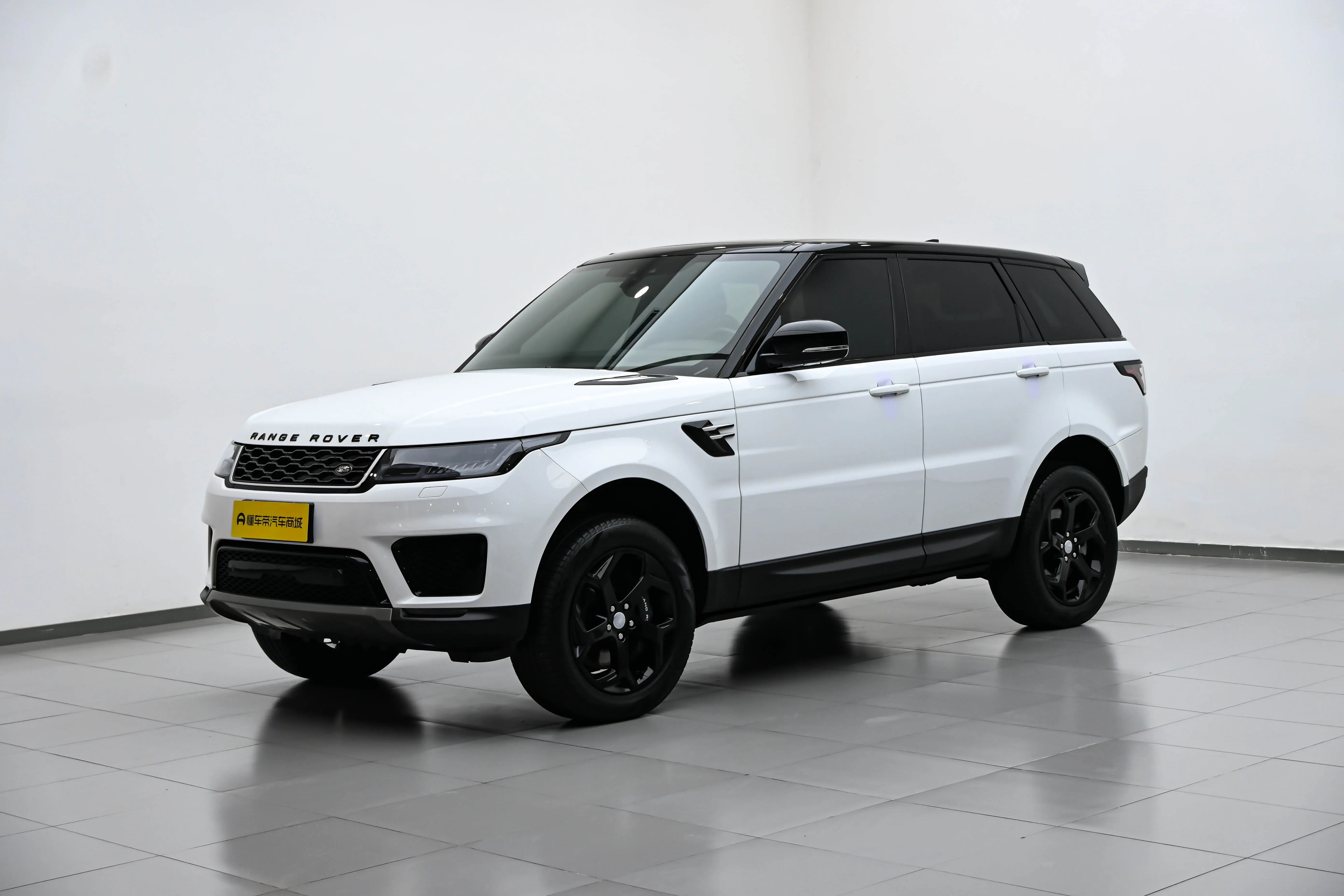 Land Rover Range Rover Sport PHEV  из Китая