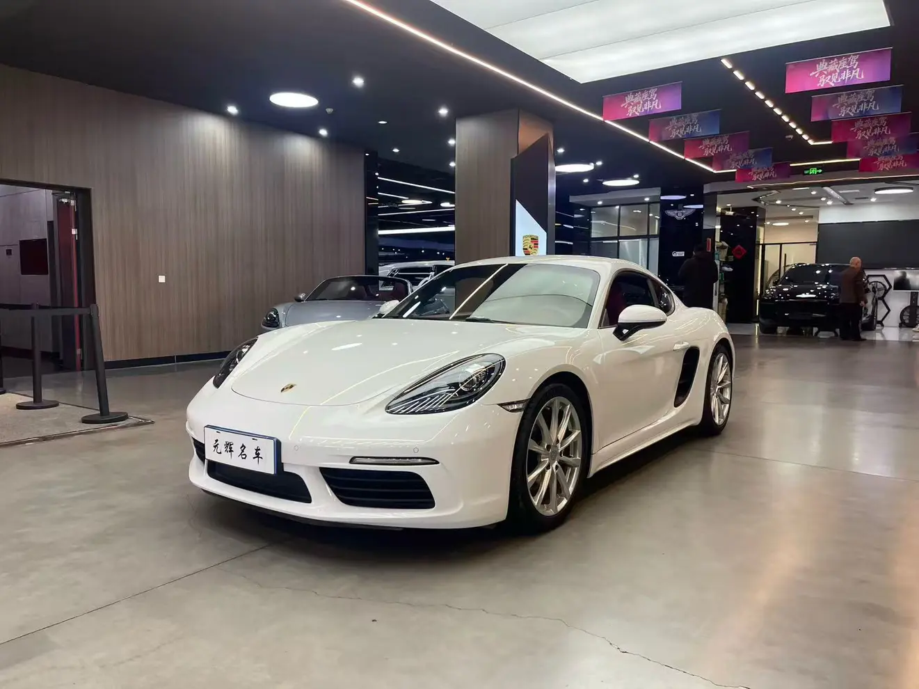 Porsche 718