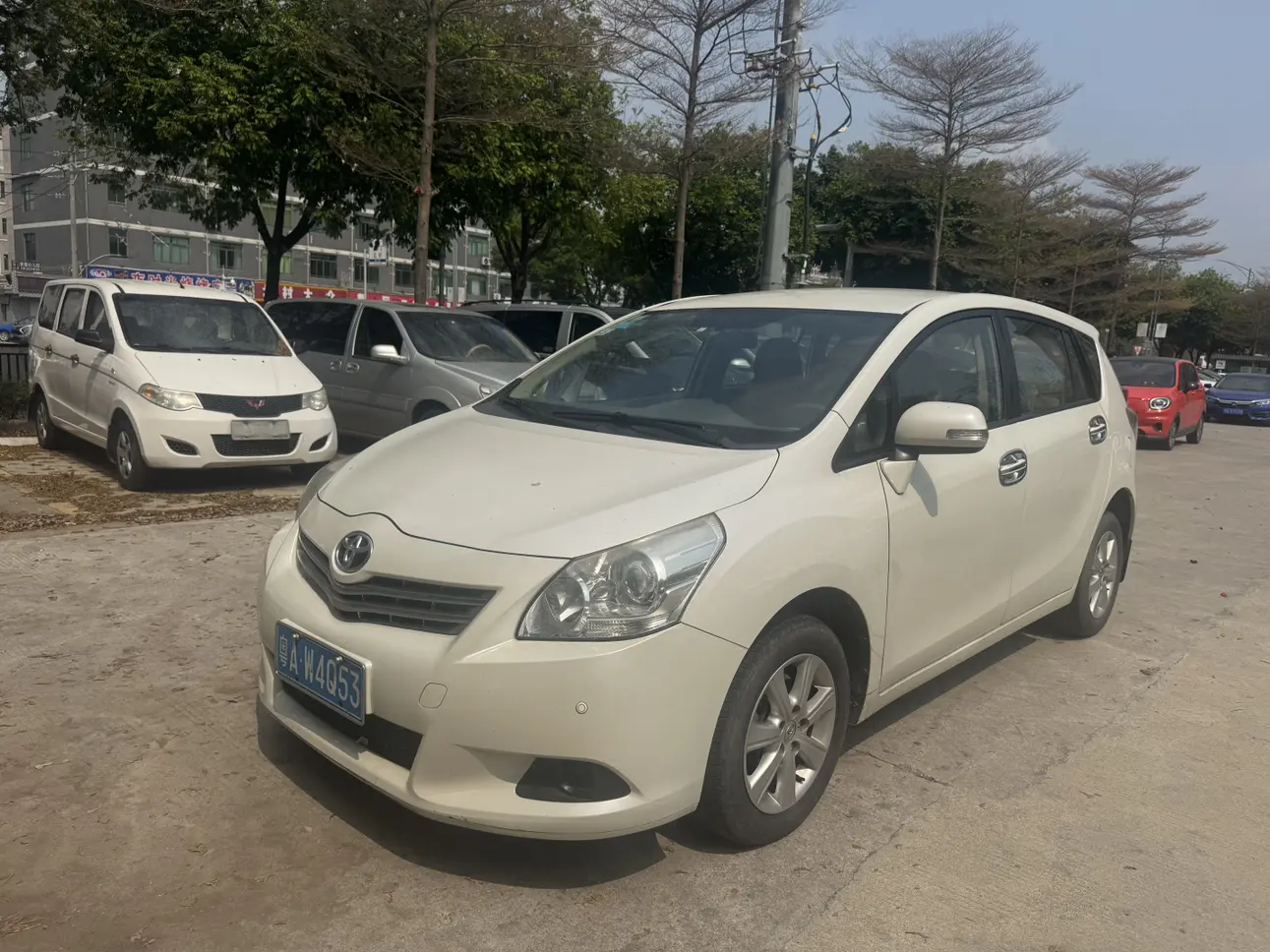 Toyota Verso / EZ  из Китая