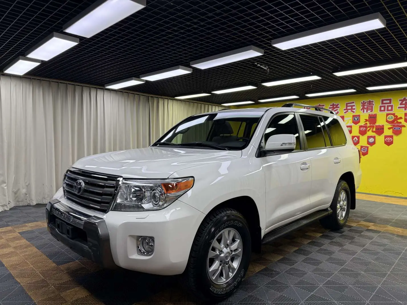 Toyota Land Cruiser