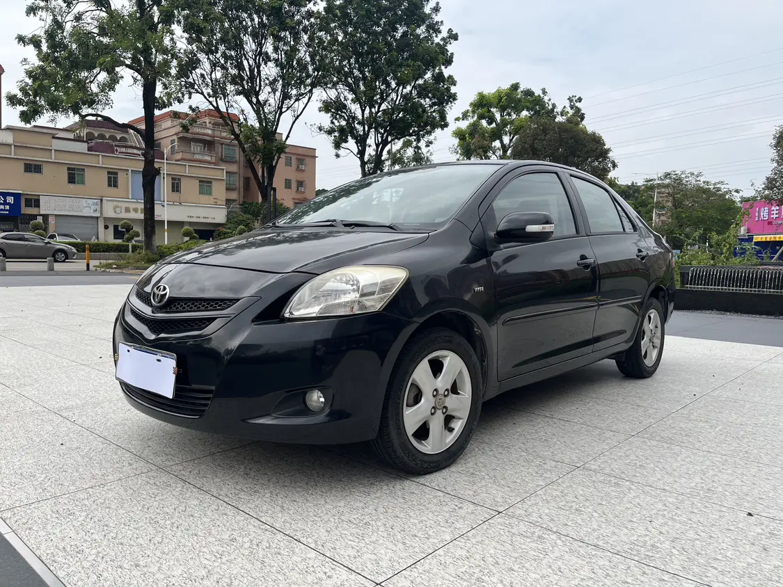 Toyota Vios  из Китая