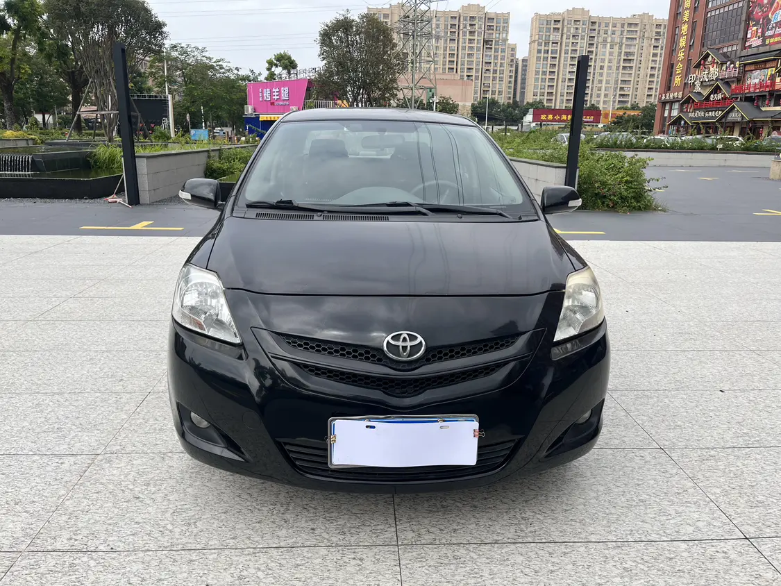 Toyota Vios  из Китая