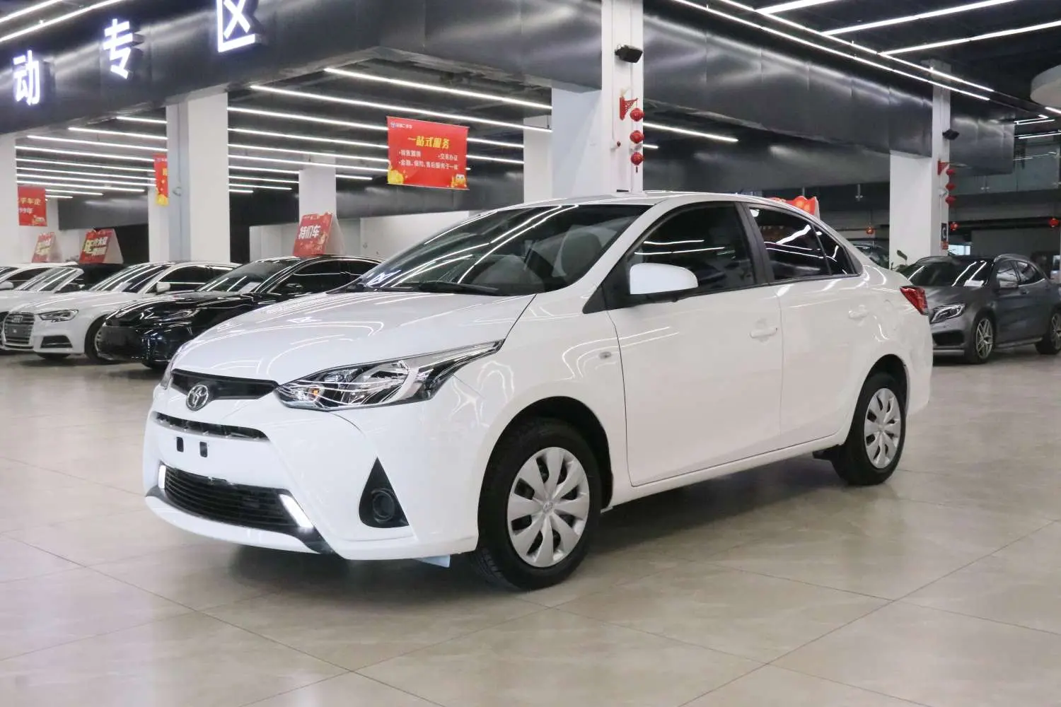 Toyota YARiS L Enjoy