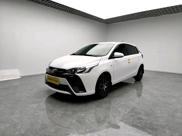 Toyota Yaris L  из Китая