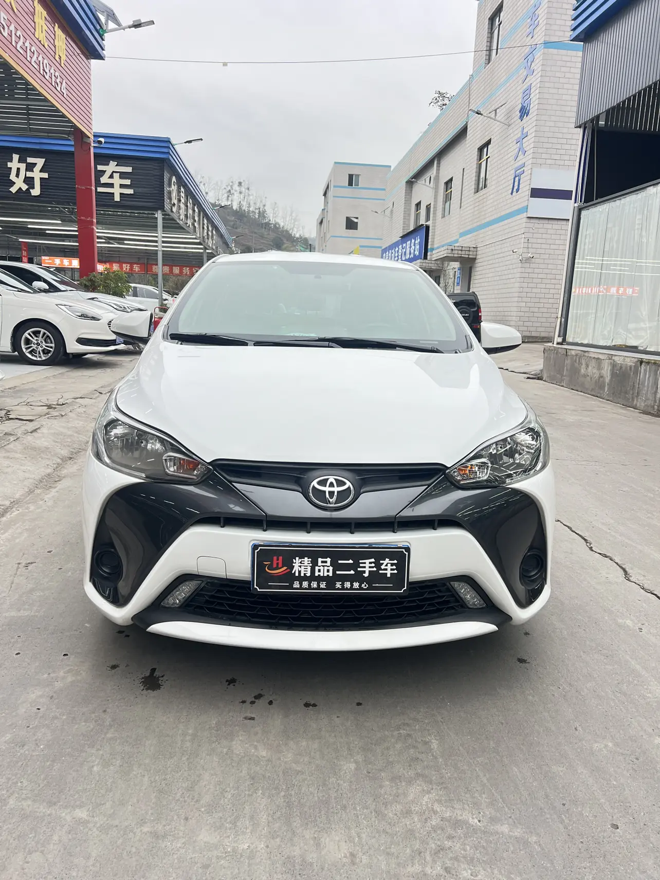 Toyota Yaris L  из Китая