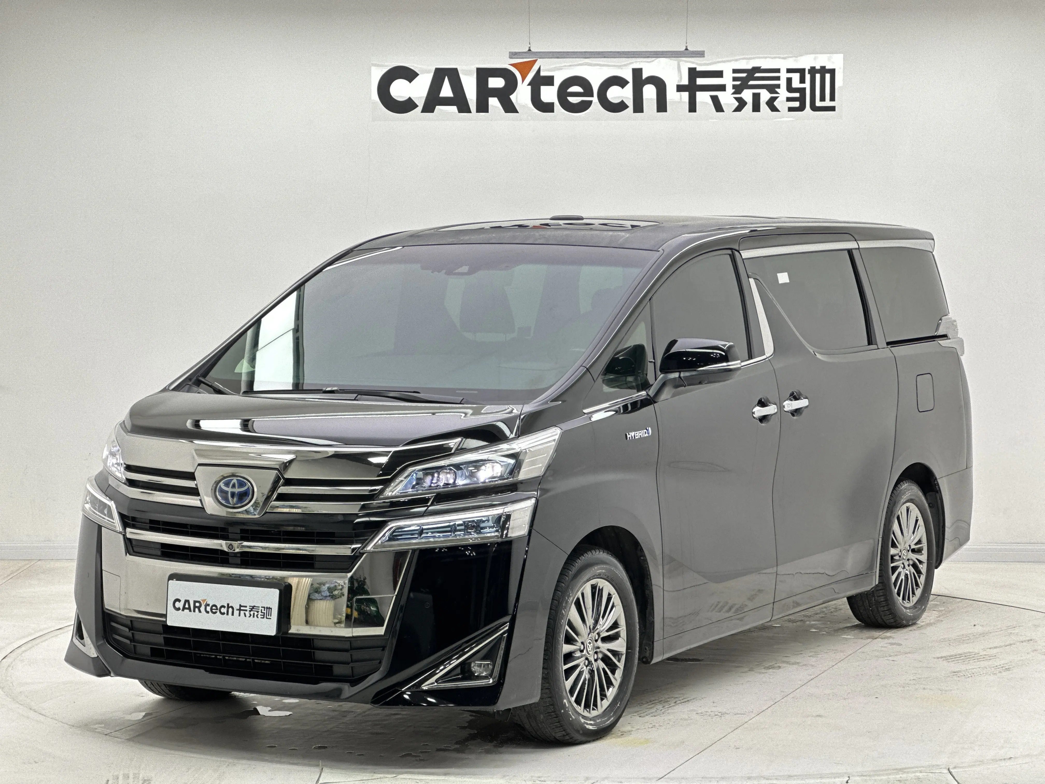 Toyota Crown Wellfire