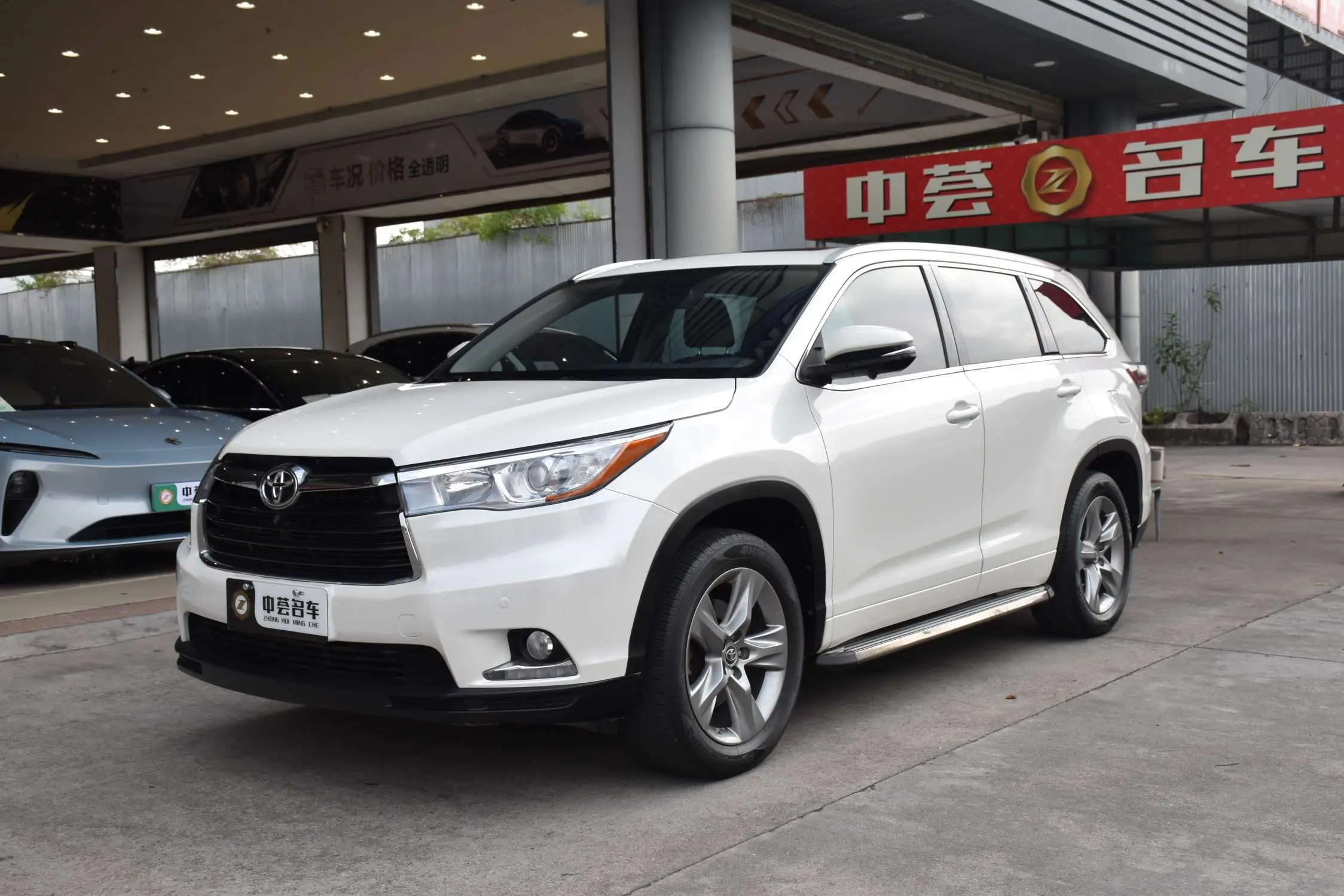 Toyota Highlander  из Китая