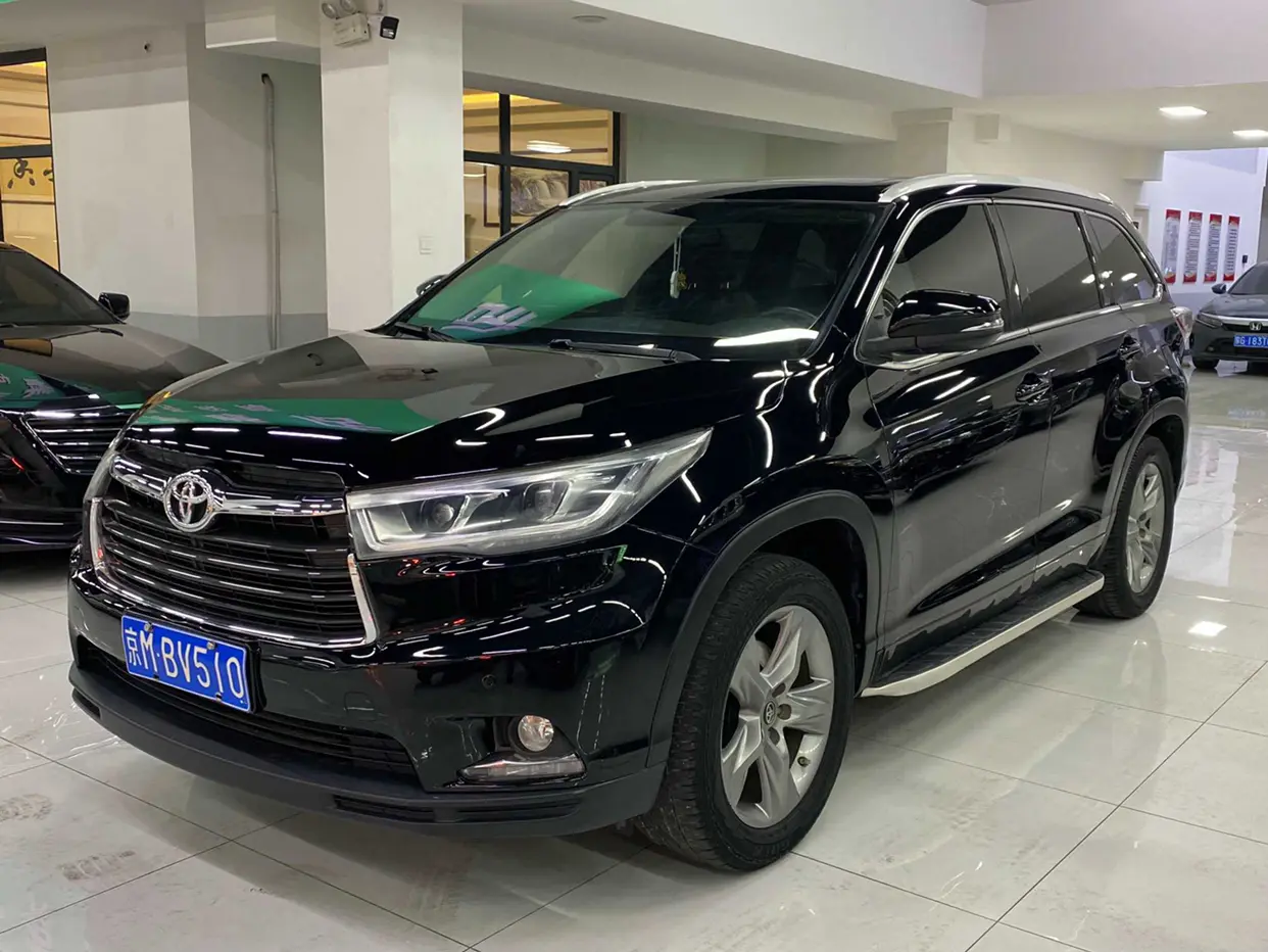 Toyota Highlander  из Китая