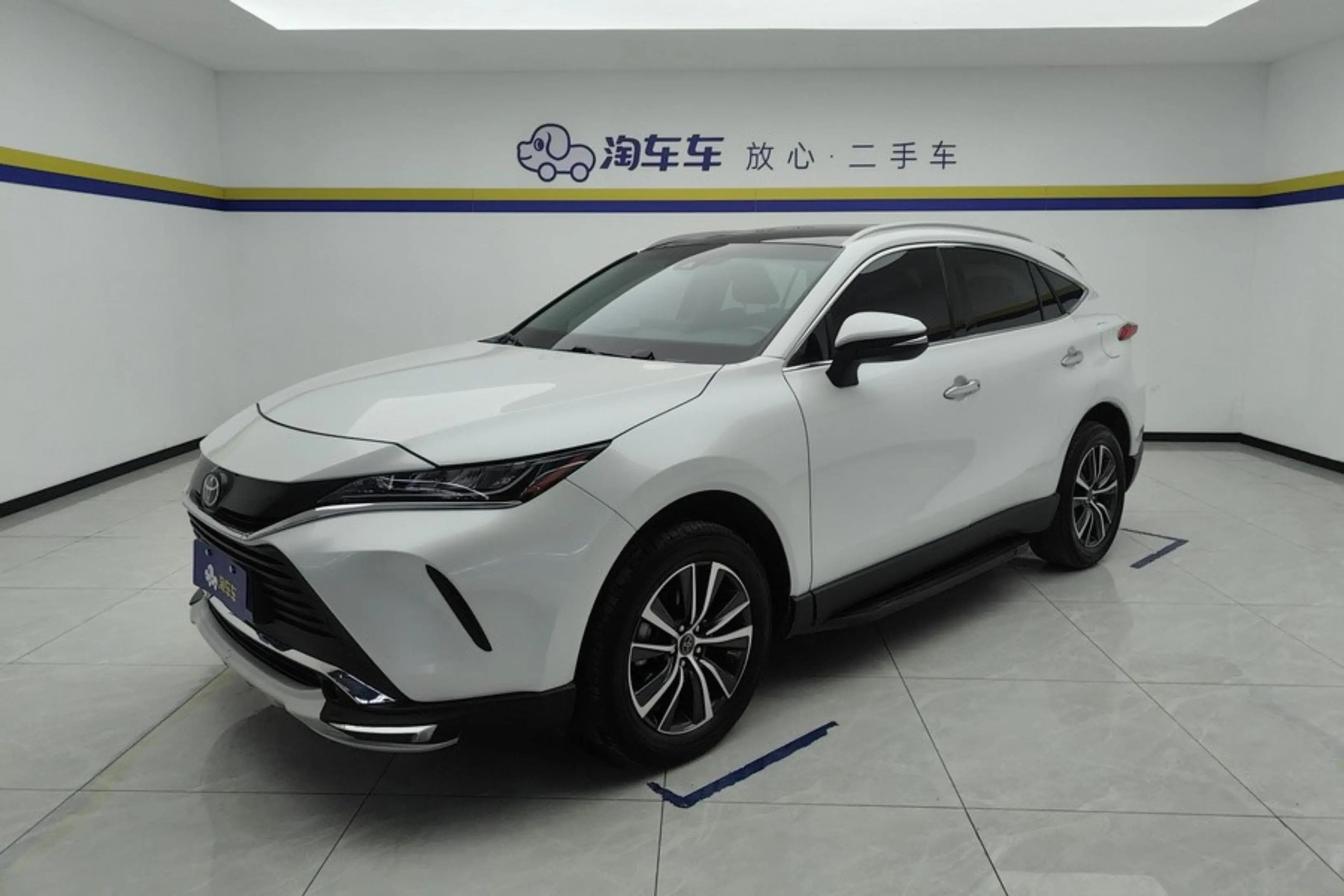 Toyota Harrier  из Китая