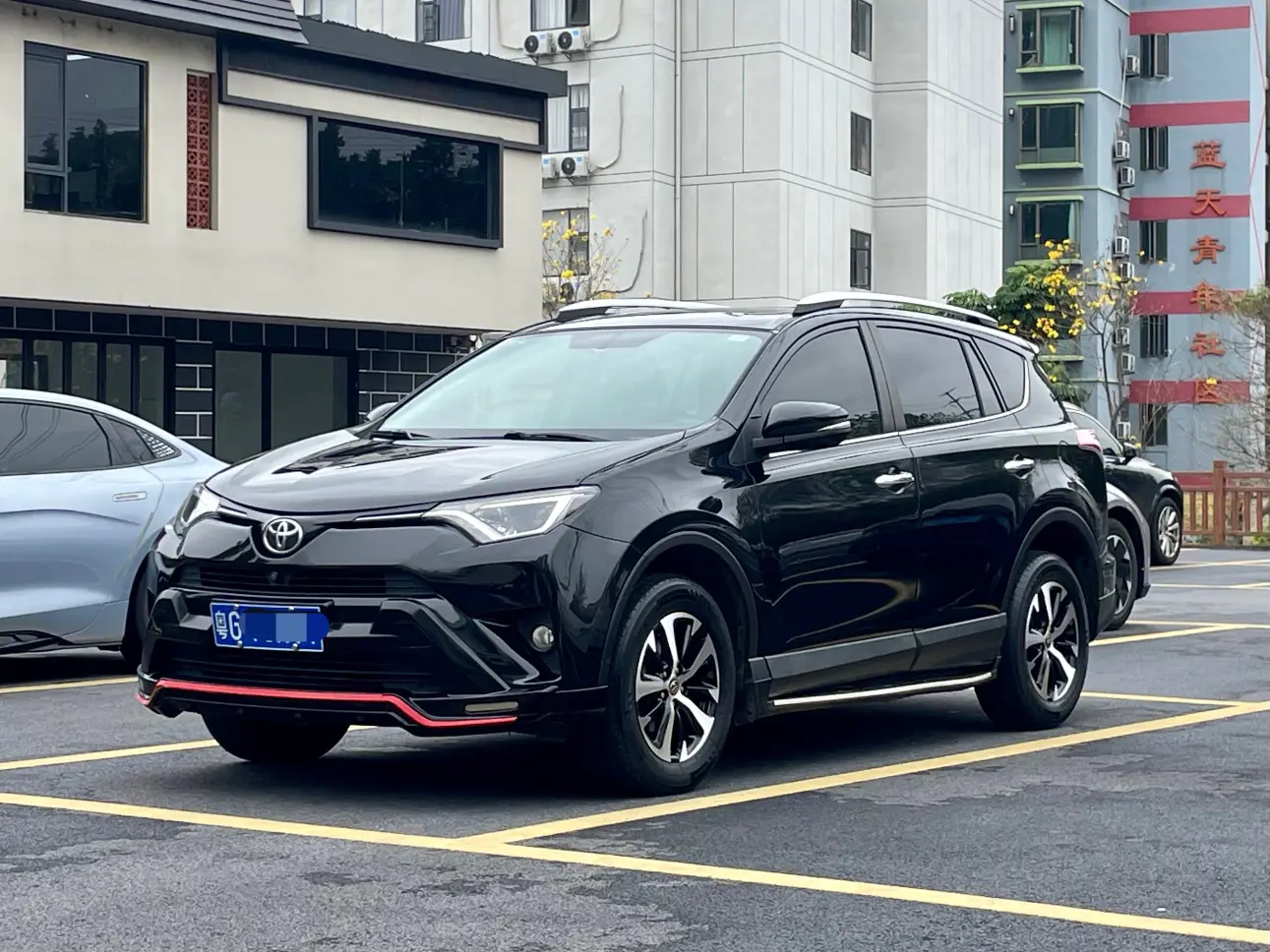 Toyota RAV4  из Китая