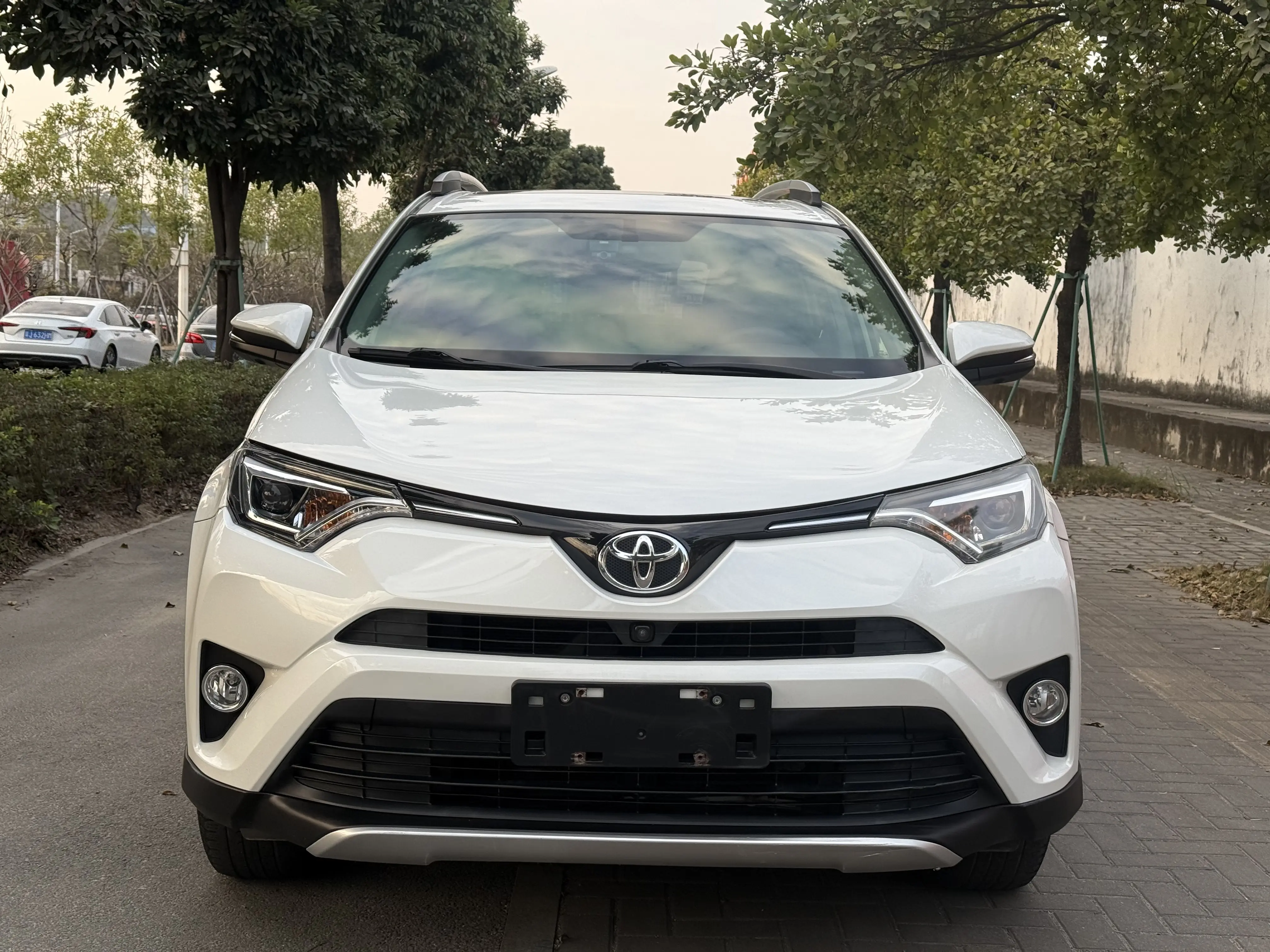 Toyota RAV4  из Китая
